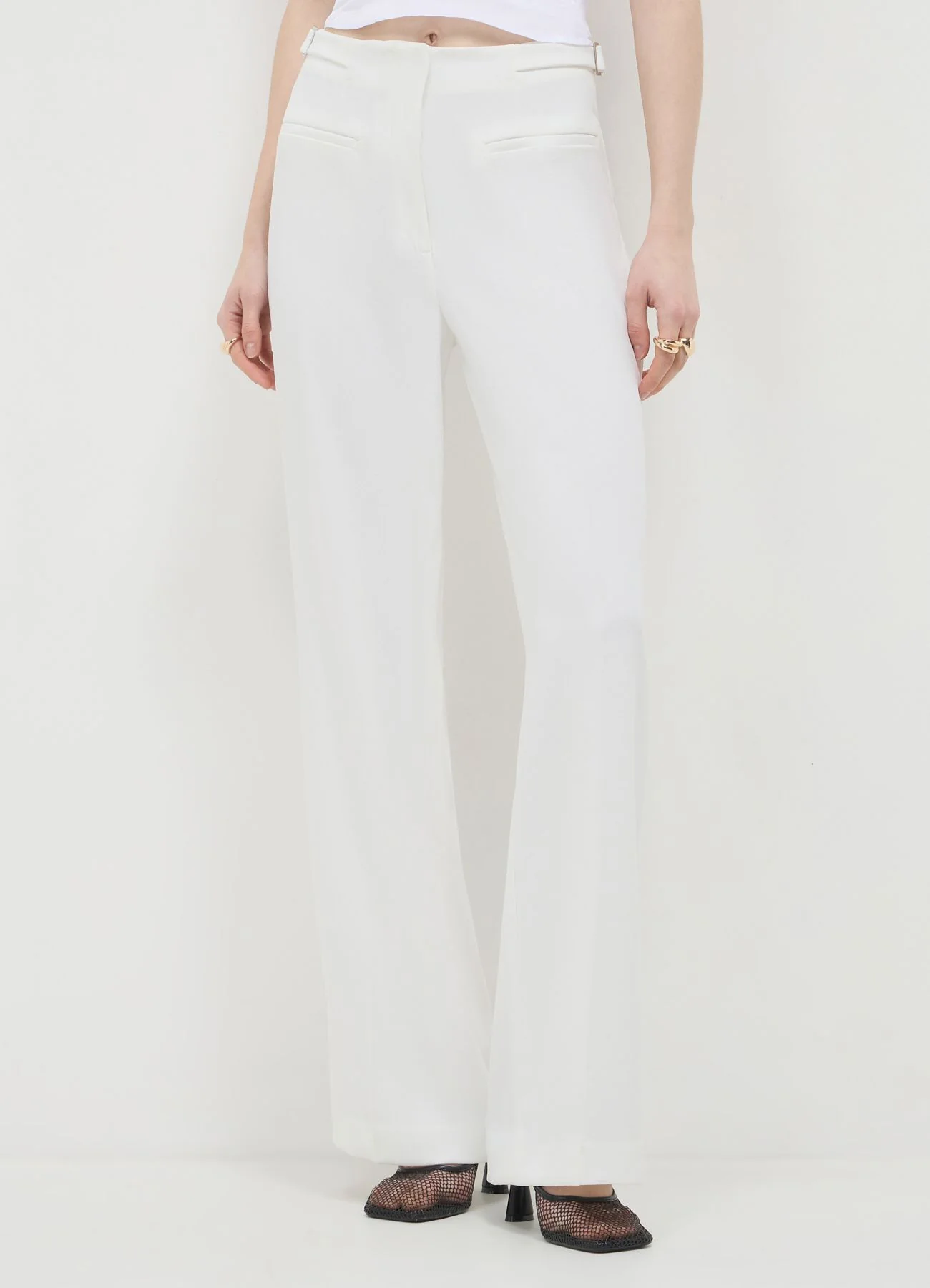 Pantaloni a palazzo con cinturini
