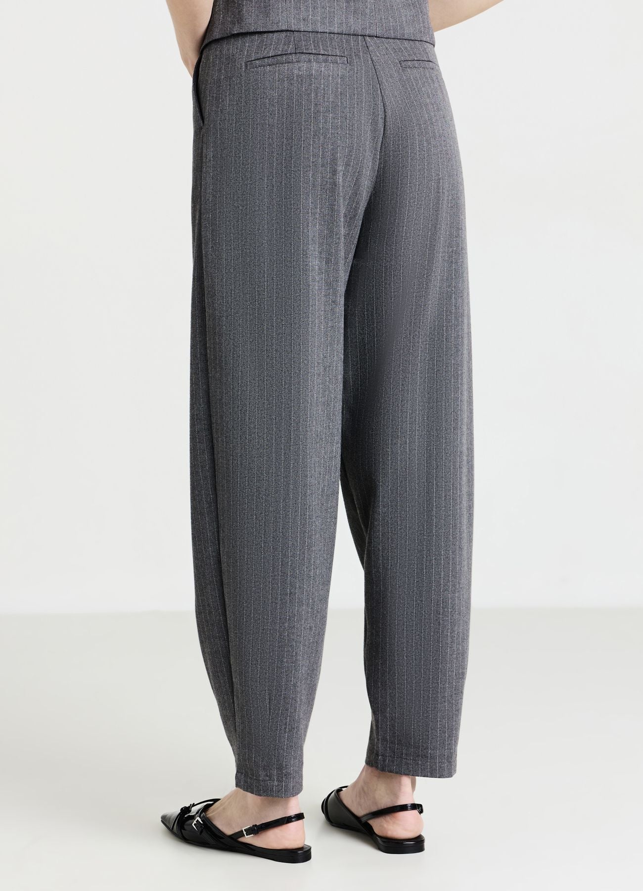 Pantaloni balloon gessati