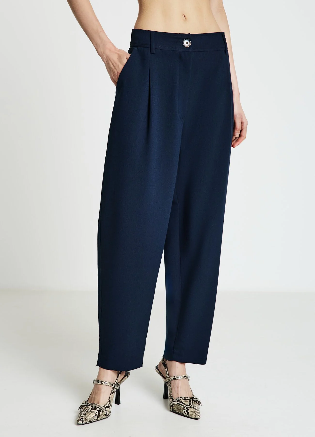 Pantaloni barrel fit