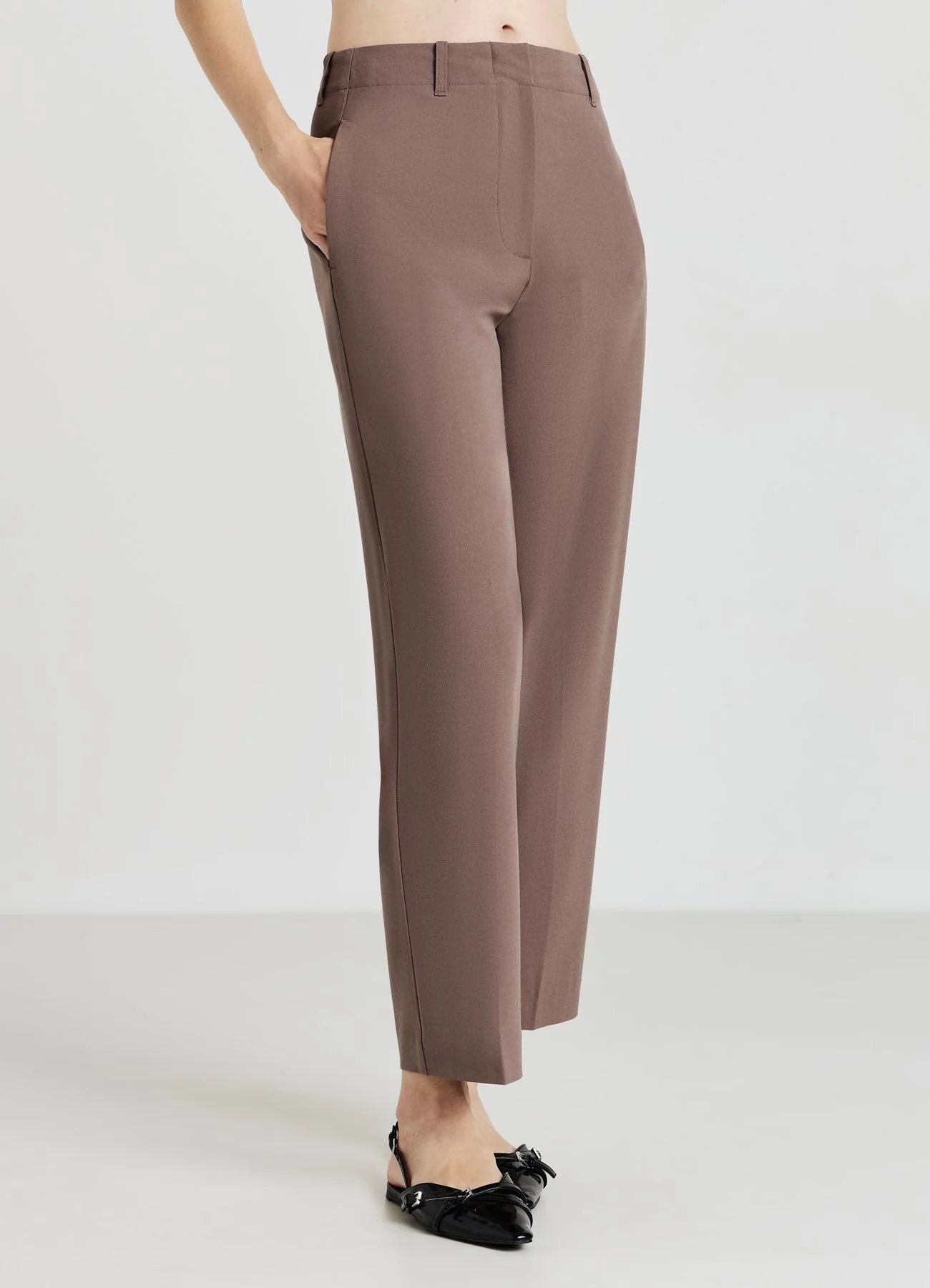 Pantaloni carrot fit