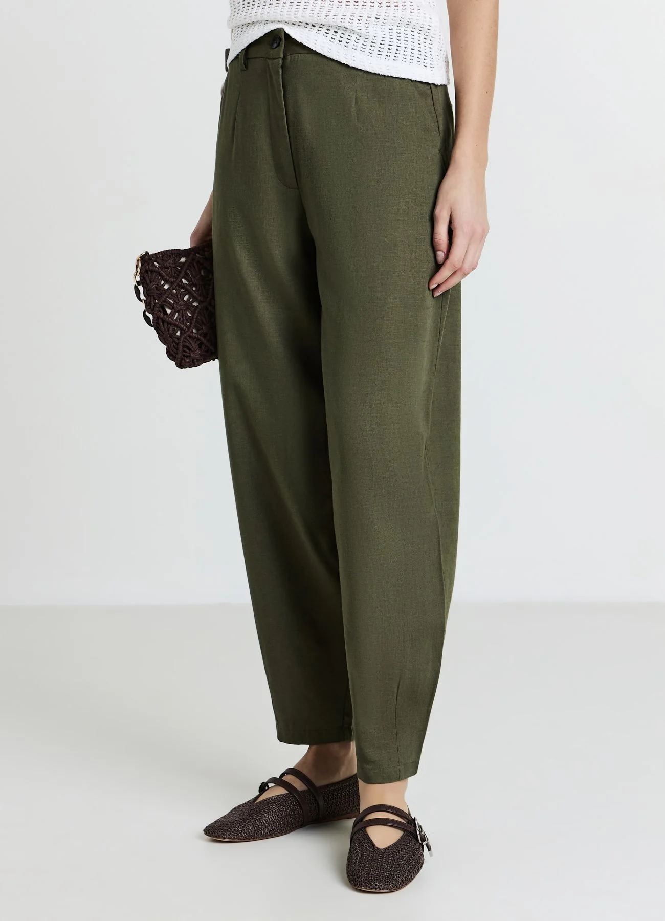 Pantaloni carrot fit