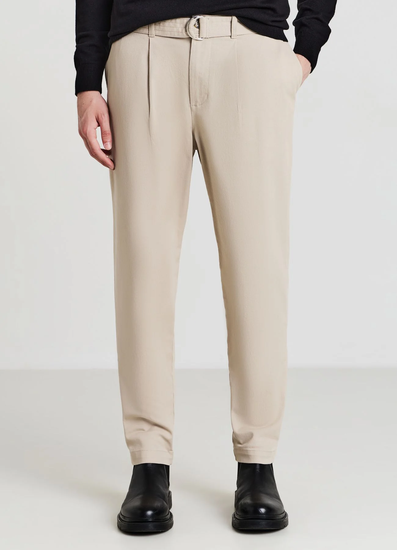 Pantaloni chino con cintura - Image 2