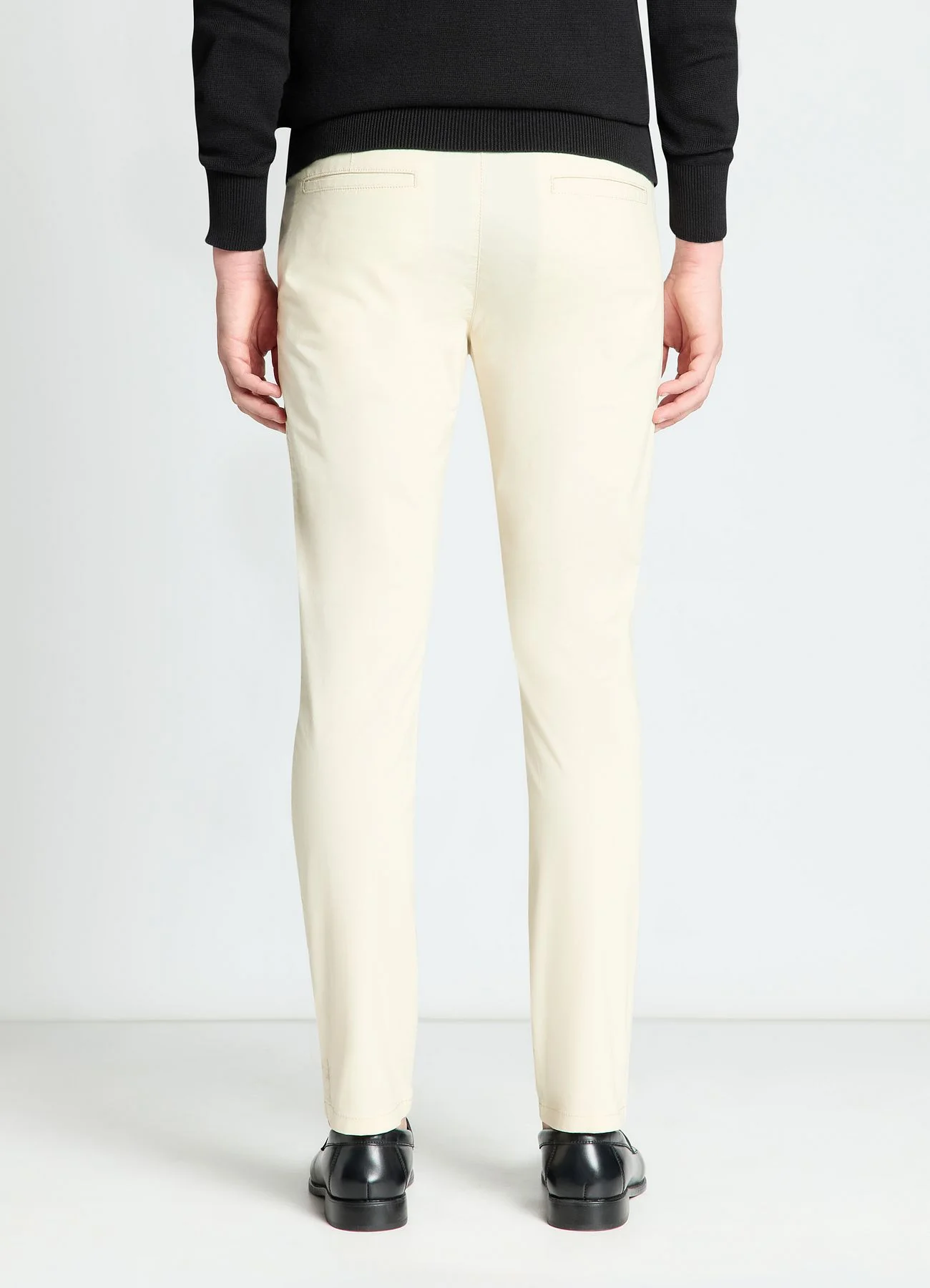 Pantaloni chino con elastico in vita - Image 4