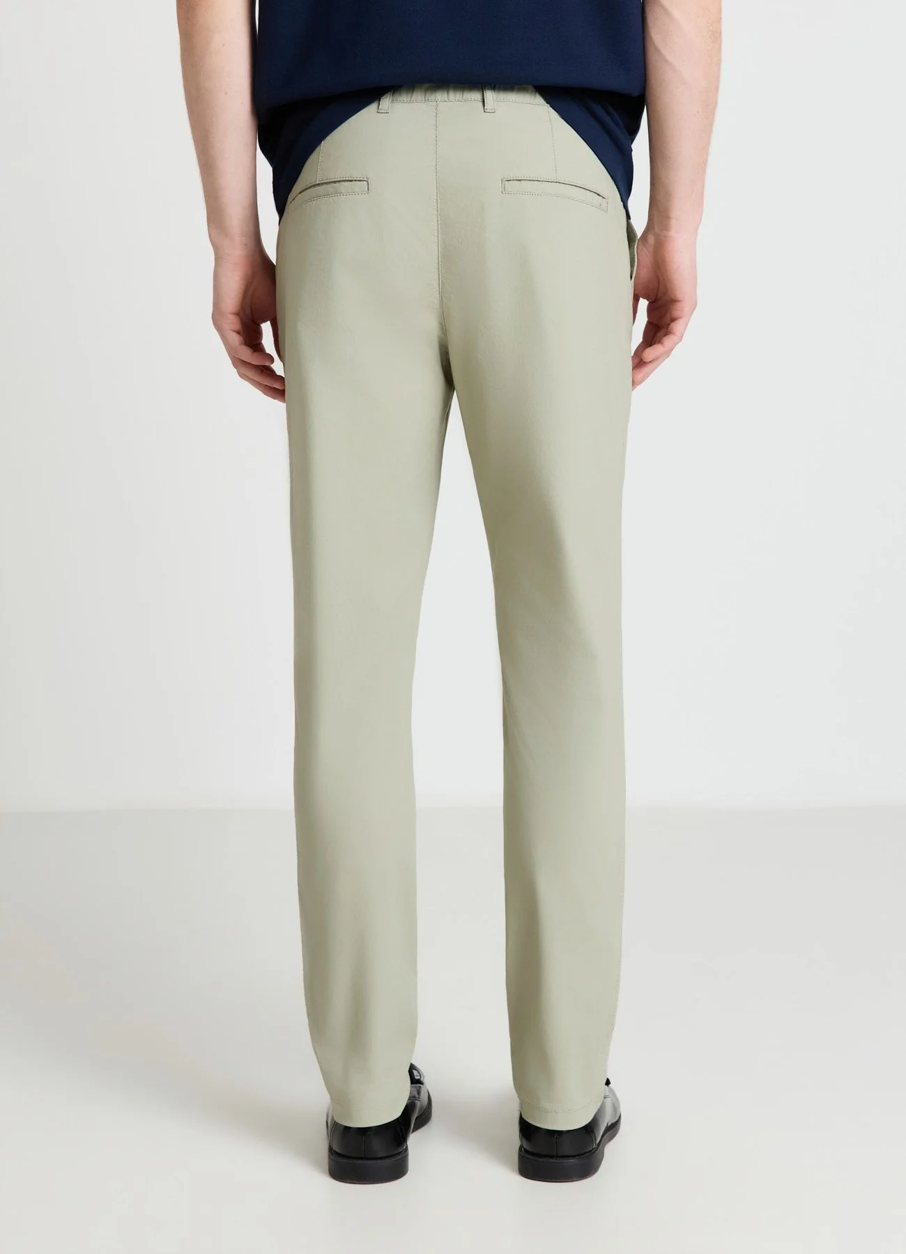 Pantaloni chino con elastico in vita - Image 3