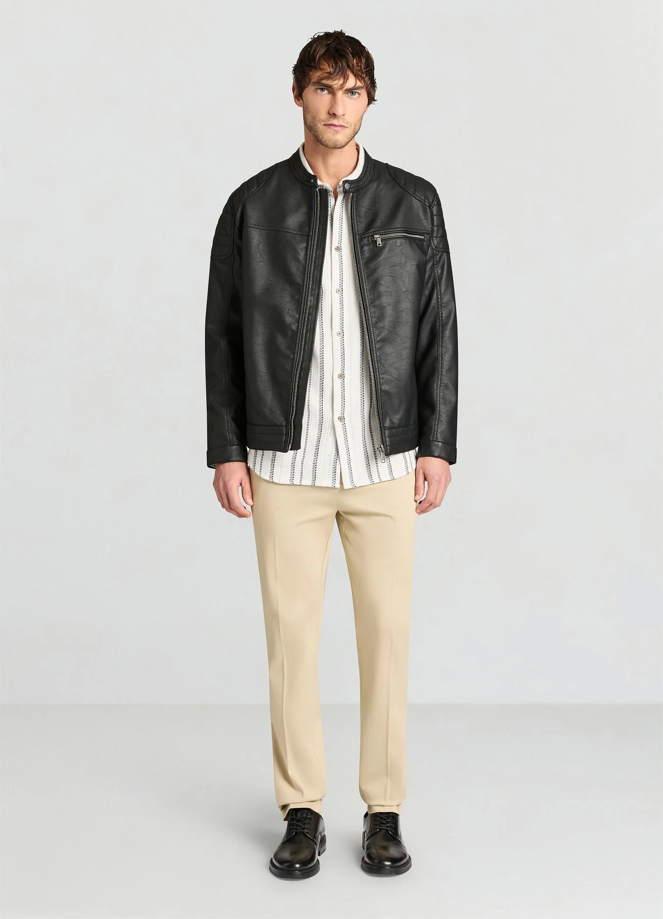 Pantaloni chino slim con vita elasticizzata