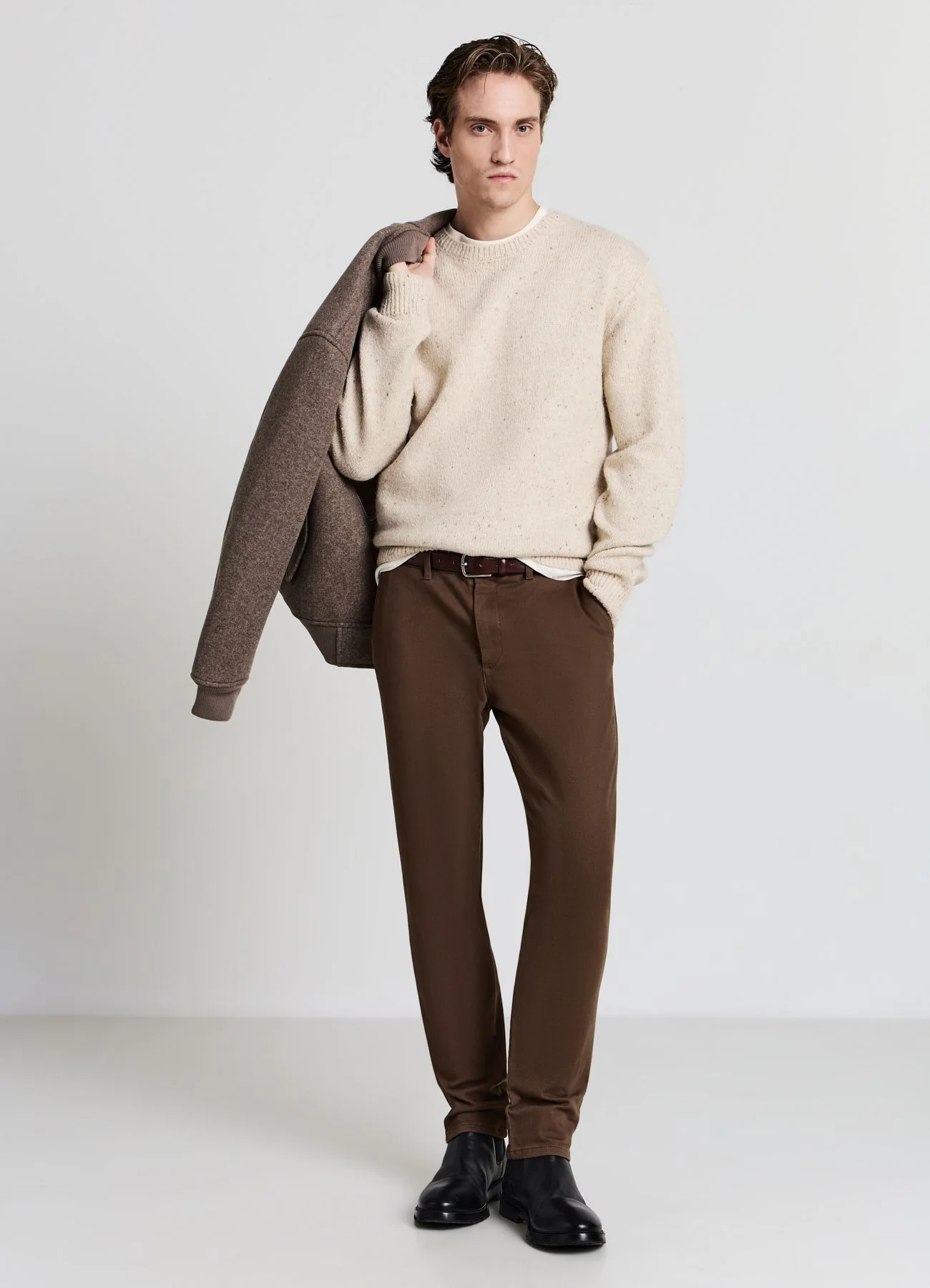 Pantaloni chino slim in twill pesante