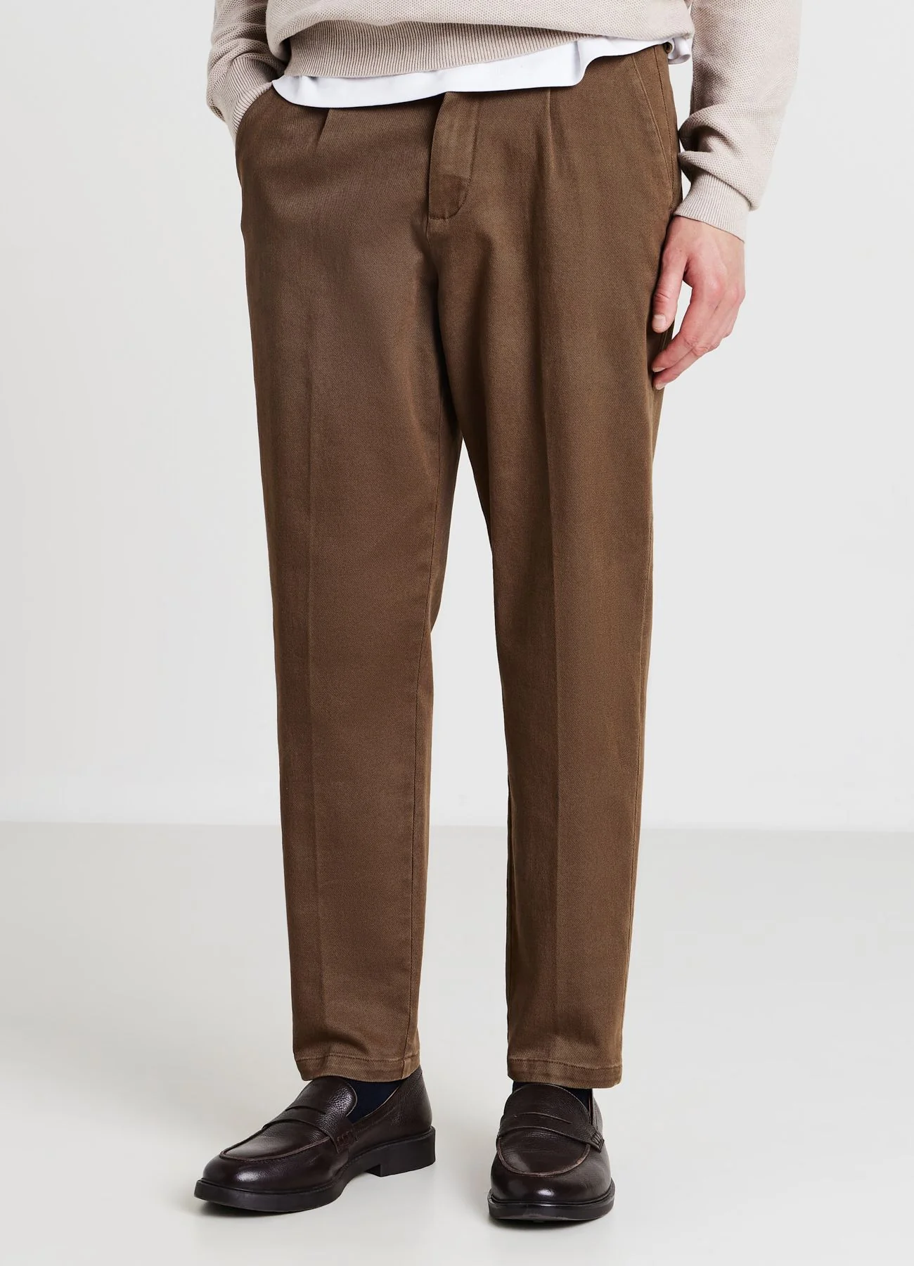 Pantaloni chino tinta unita
