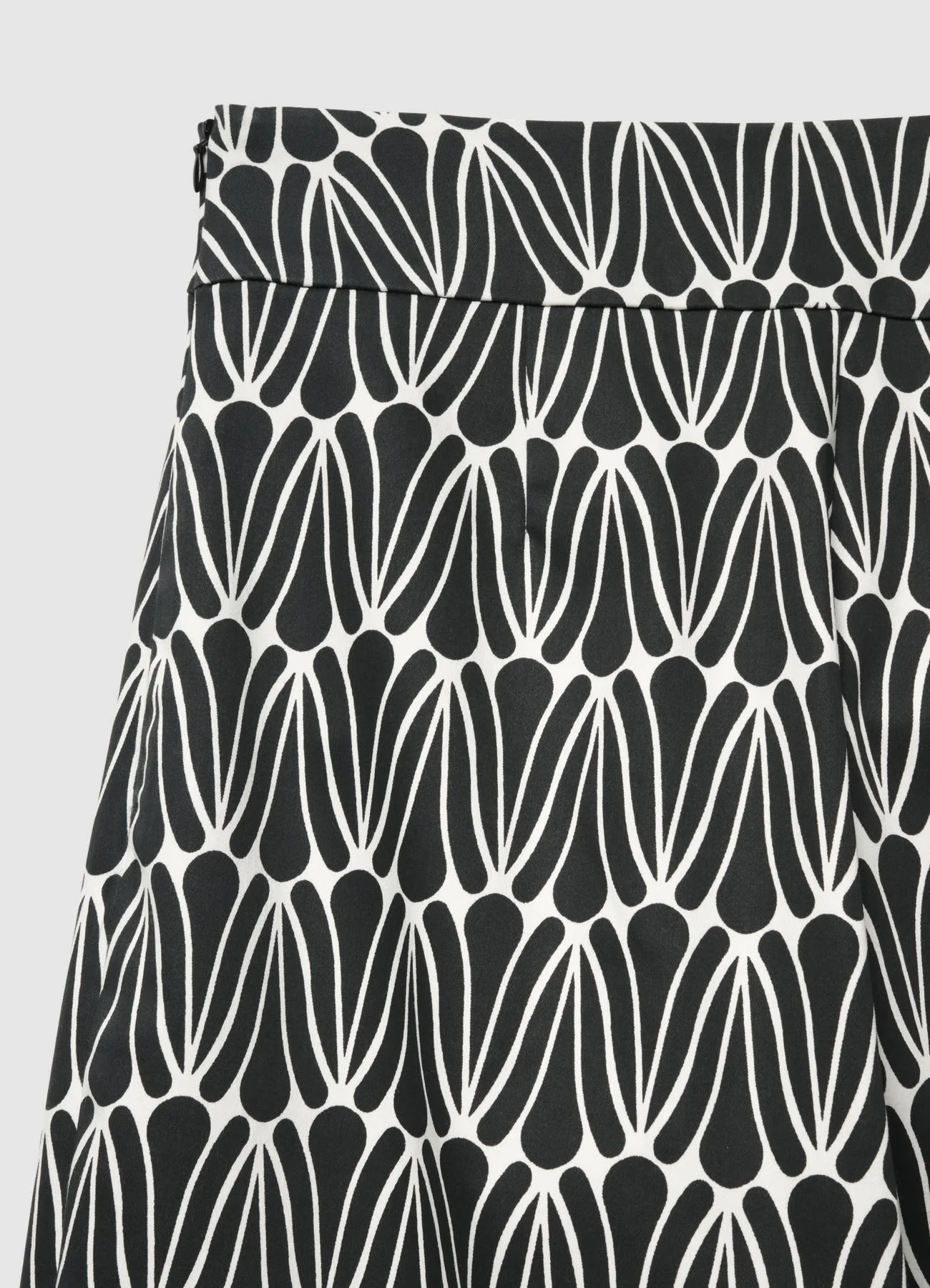 Pantaloni culotte a fantasia - Image 6