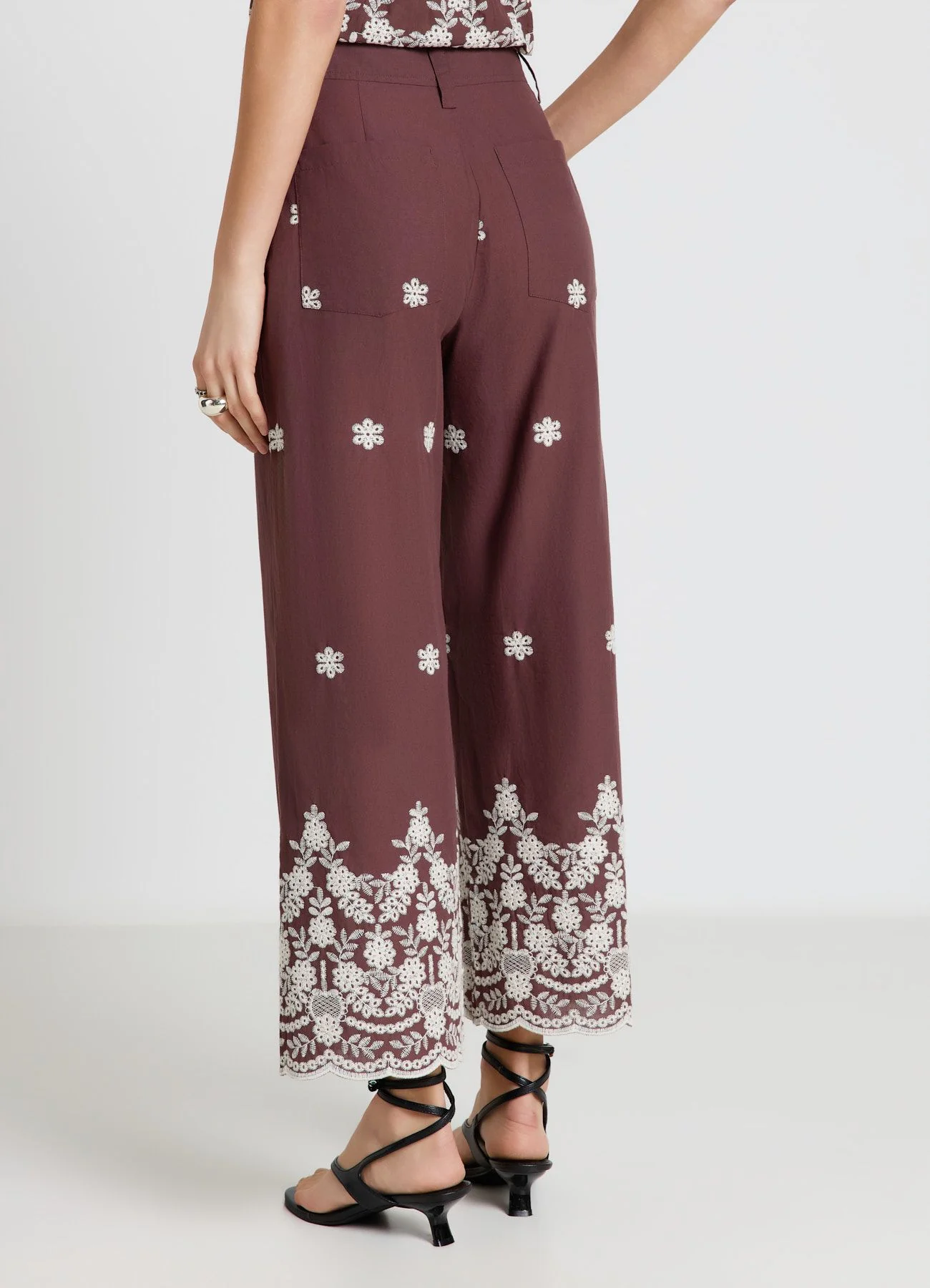 Pantaloni culotte con ricamo floreale - Image 3