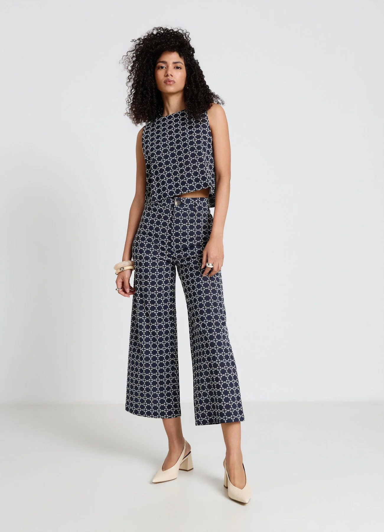 Pantaloni culotte con ricamo - Image 2