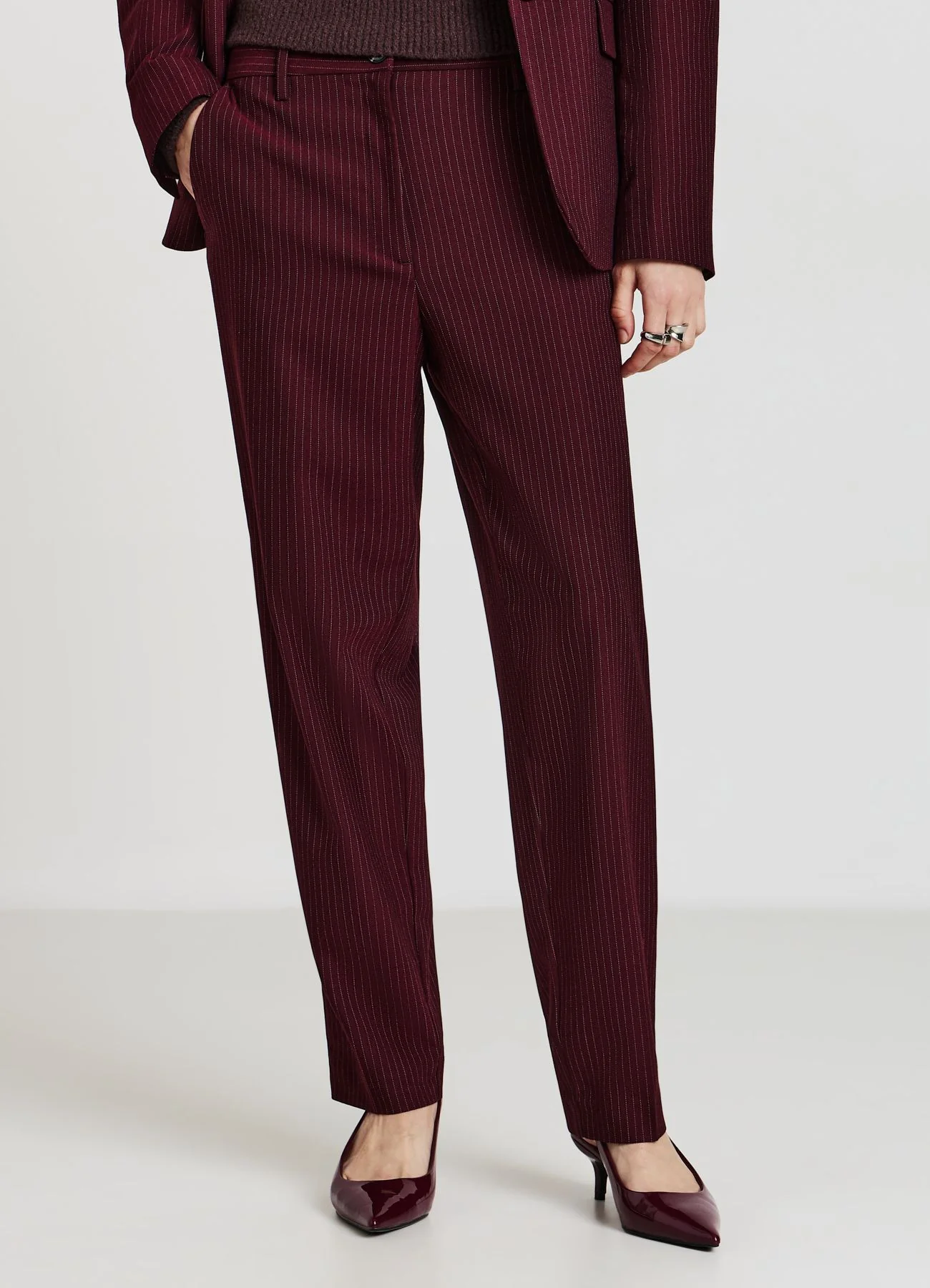 Pantaloni gessati a sigaretta