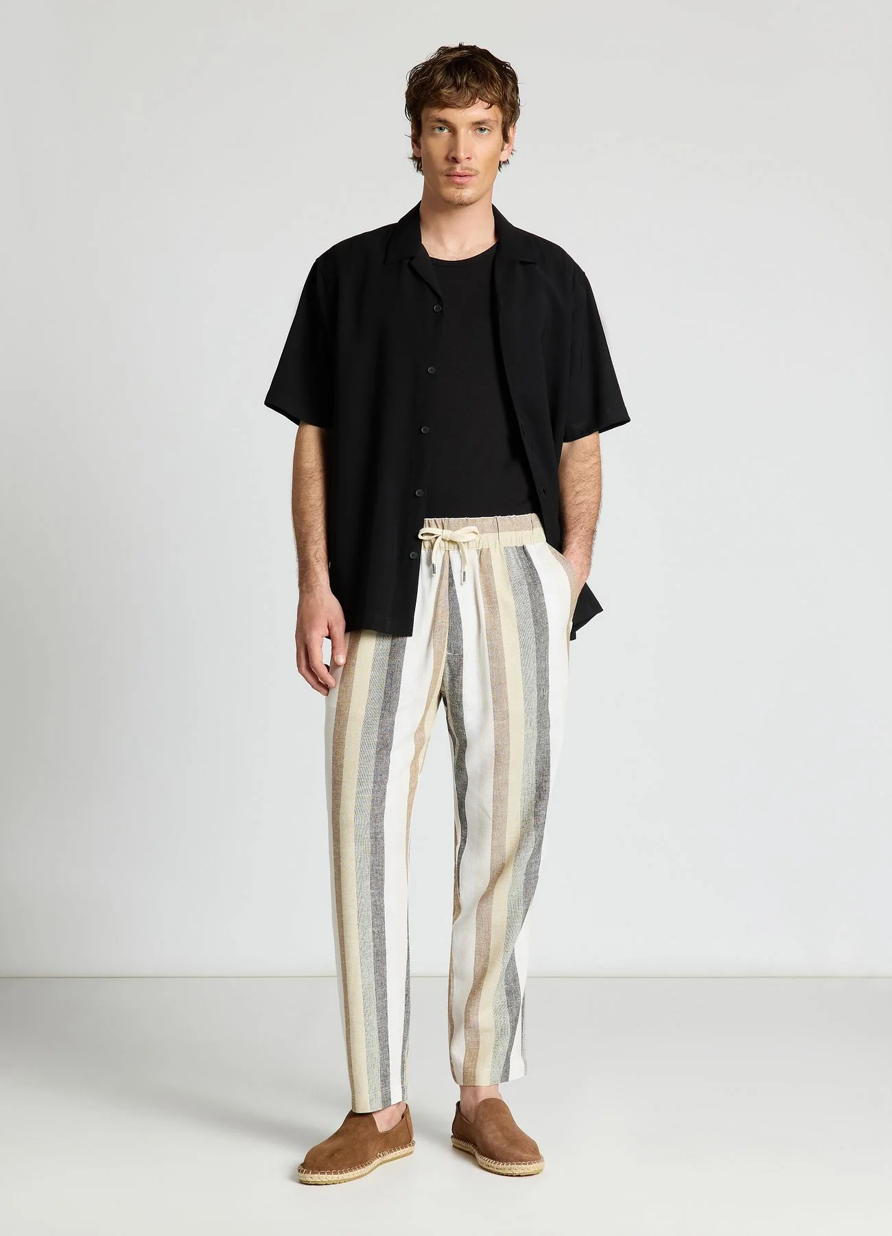 Pantaloni jogger a righe misto lino