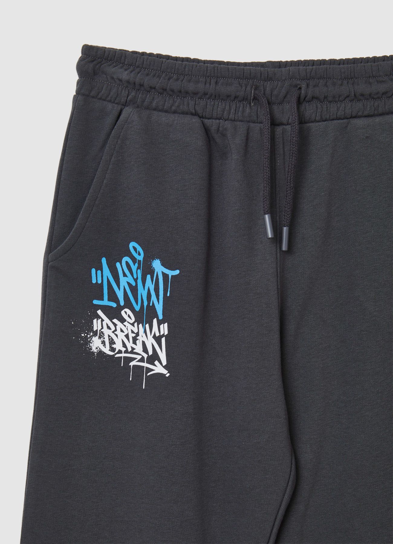 Pantaloni jogger con stampa graffiti - Image 4