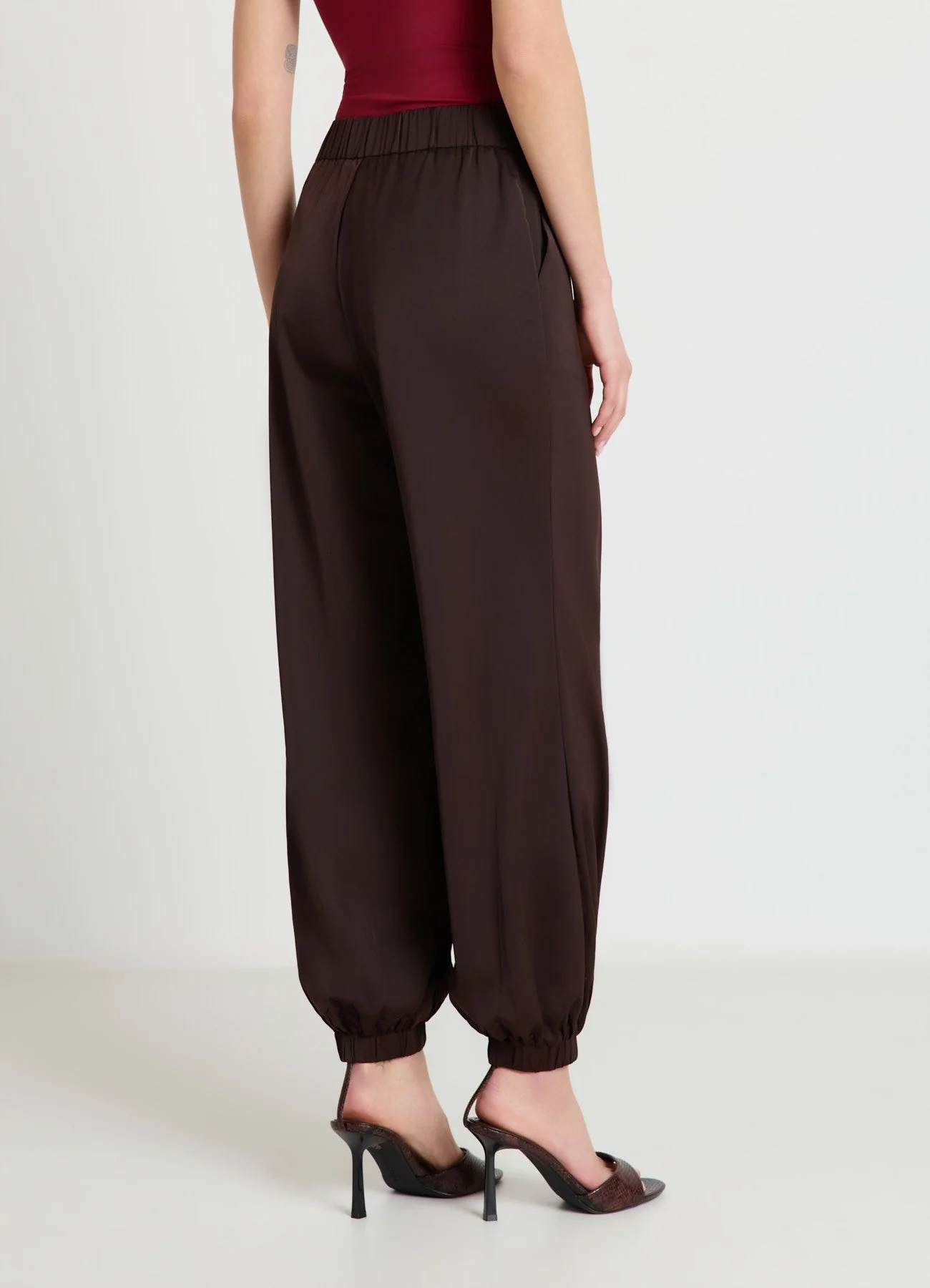 Pantaloni jogger con vita elasticizzata - Image 3
