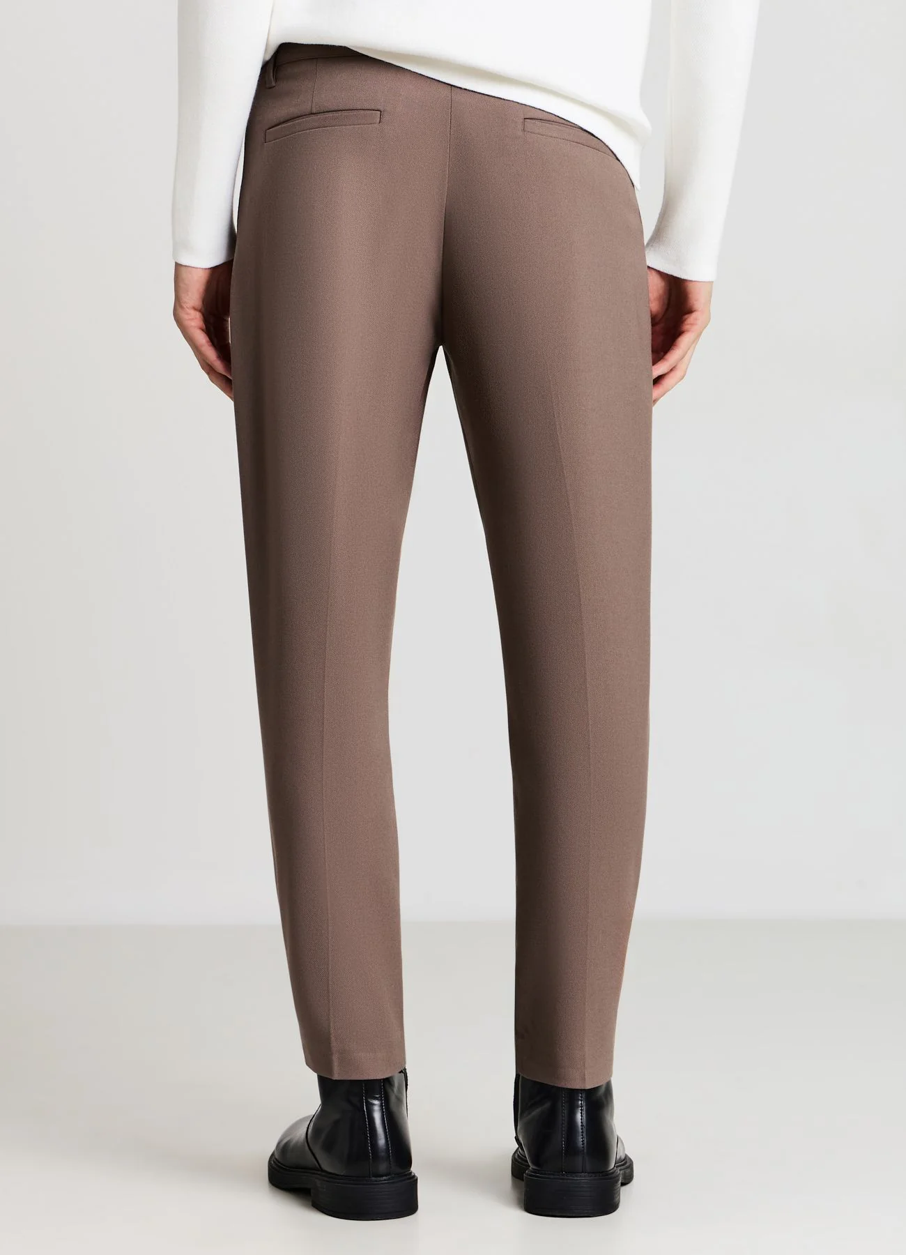 Pantaloni loose fit