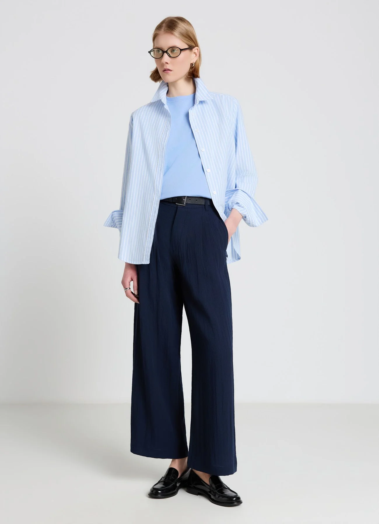 Pantaloni palazzo con doppie pinces