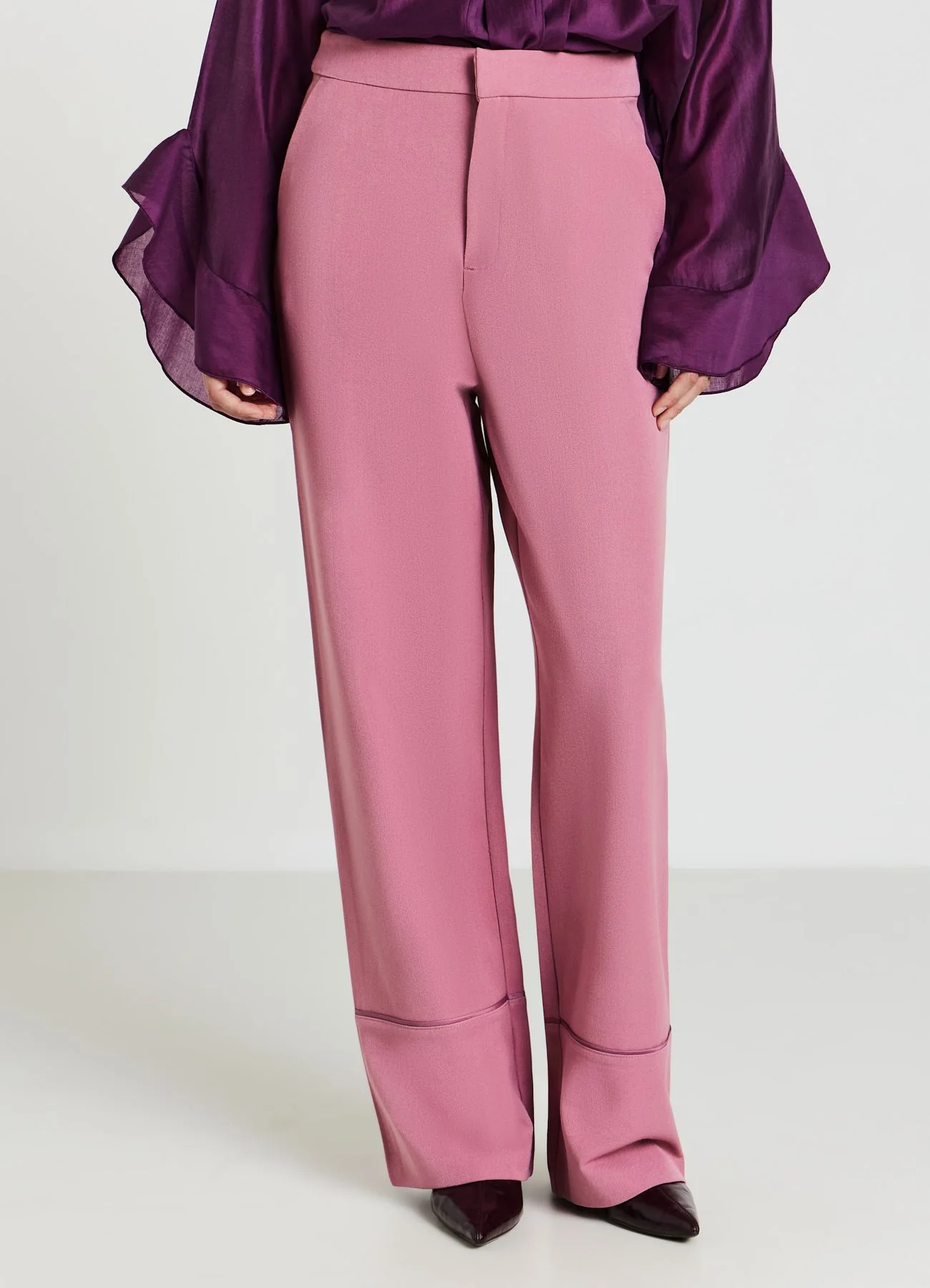 Pantaloni palazzo con elastico dietro