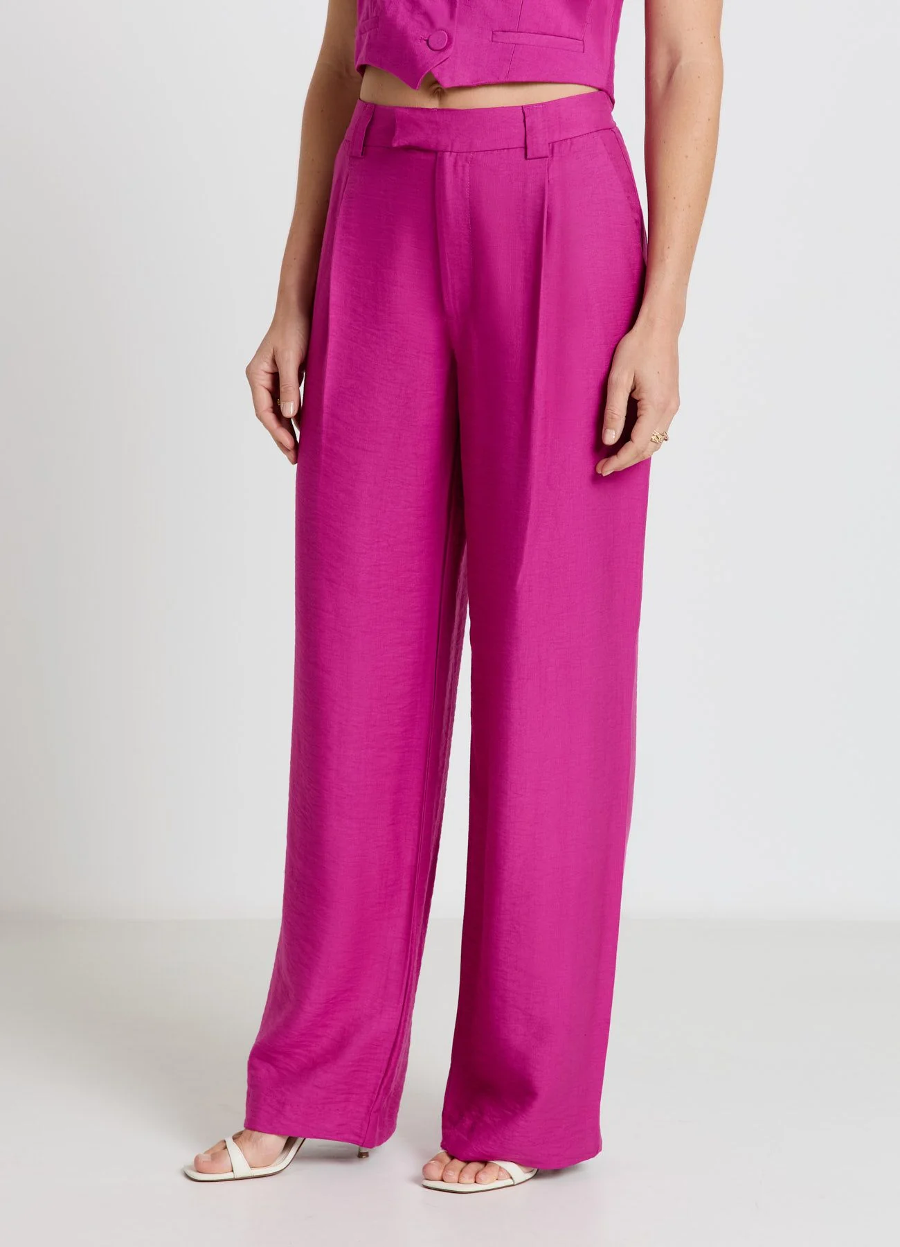Pantaloni palazzo con pieghe