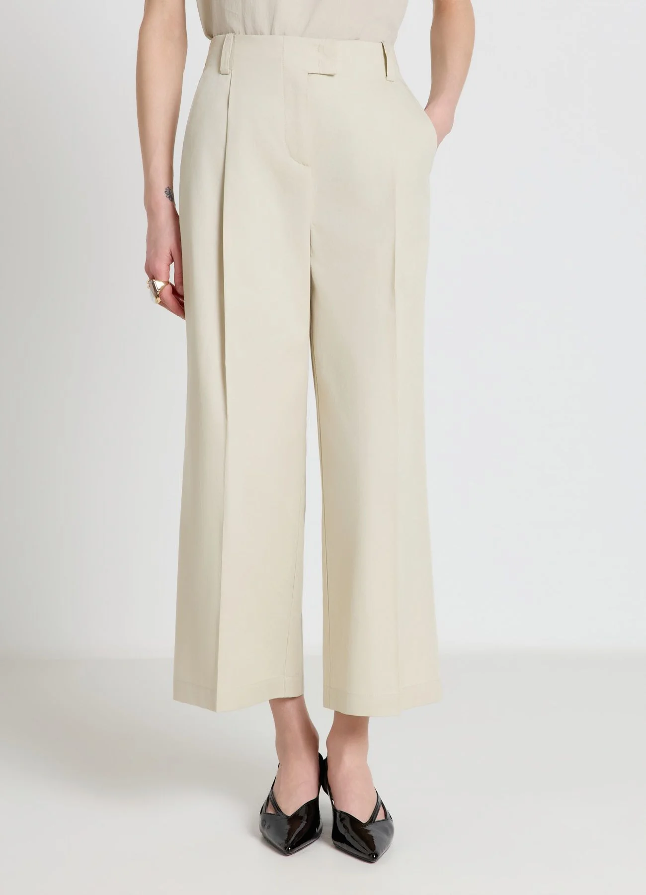 Pantaloni palazzo crop con pinces - Image 2