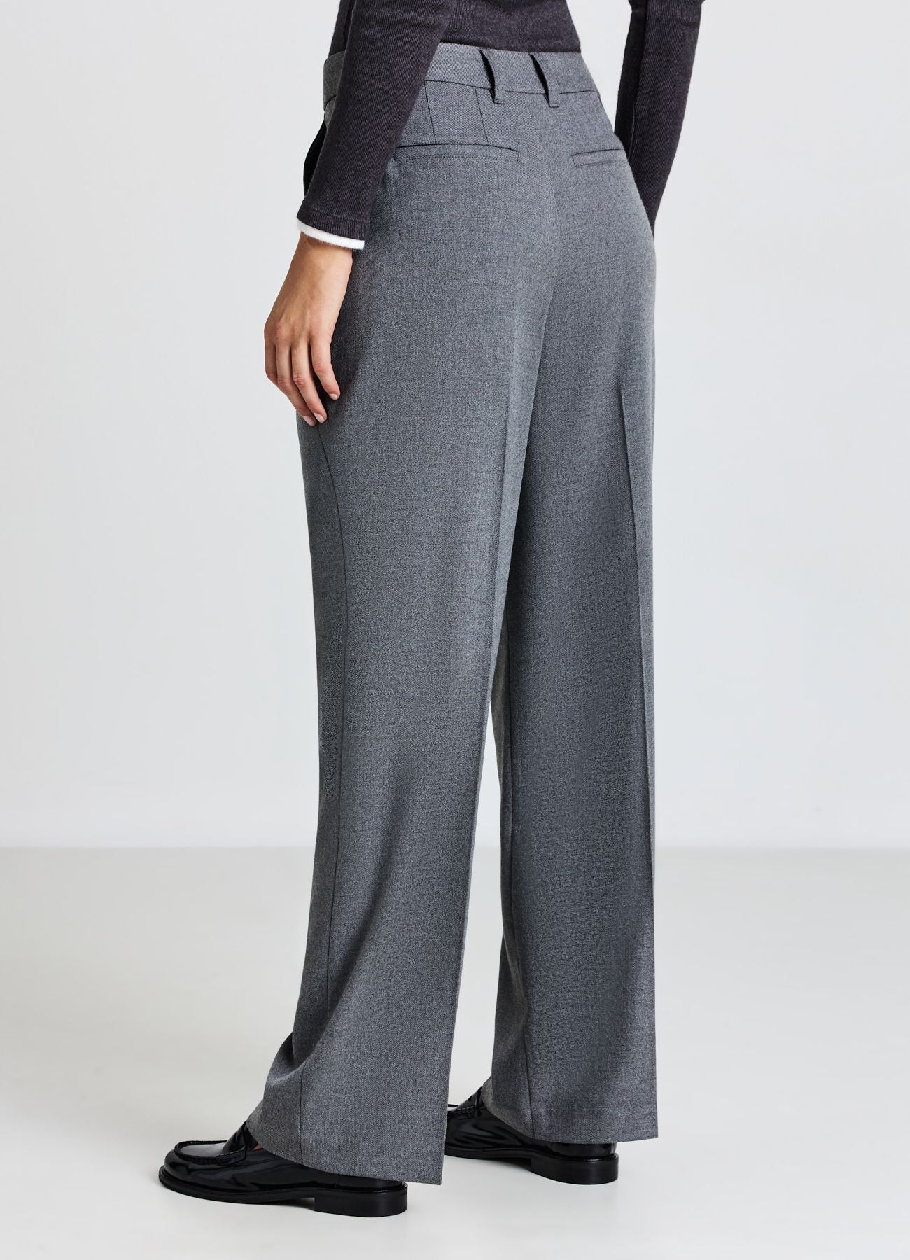 Pantaloni straight con pinces - Image 2