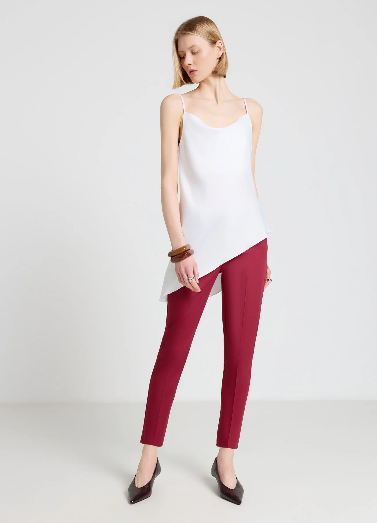 Pantaloni tinta unita in cotone rasatello