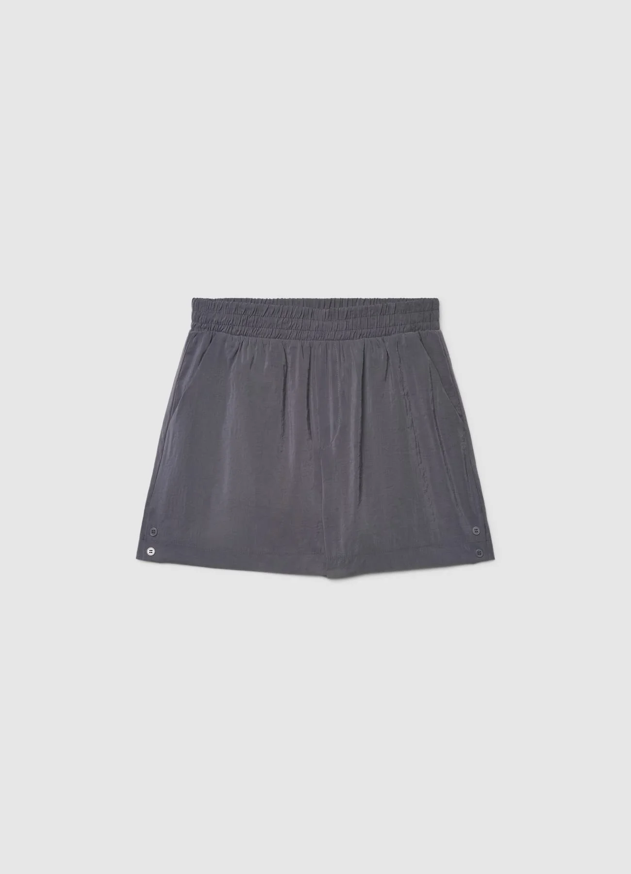 Shorts con vita elasticizzata e bottoni al fondo - Image 4