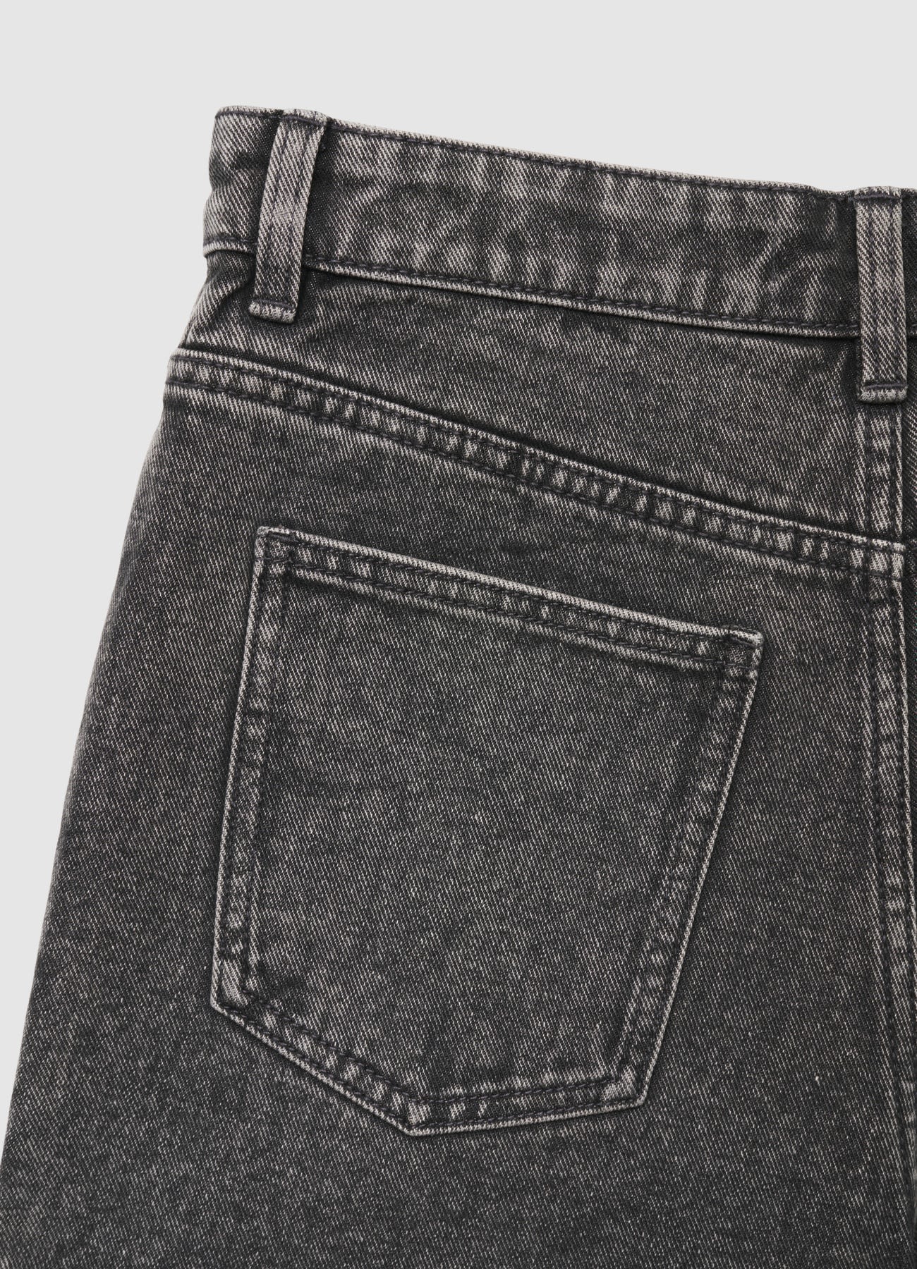 Shorts jeans mom con orlo sfrangiato - Image 5
