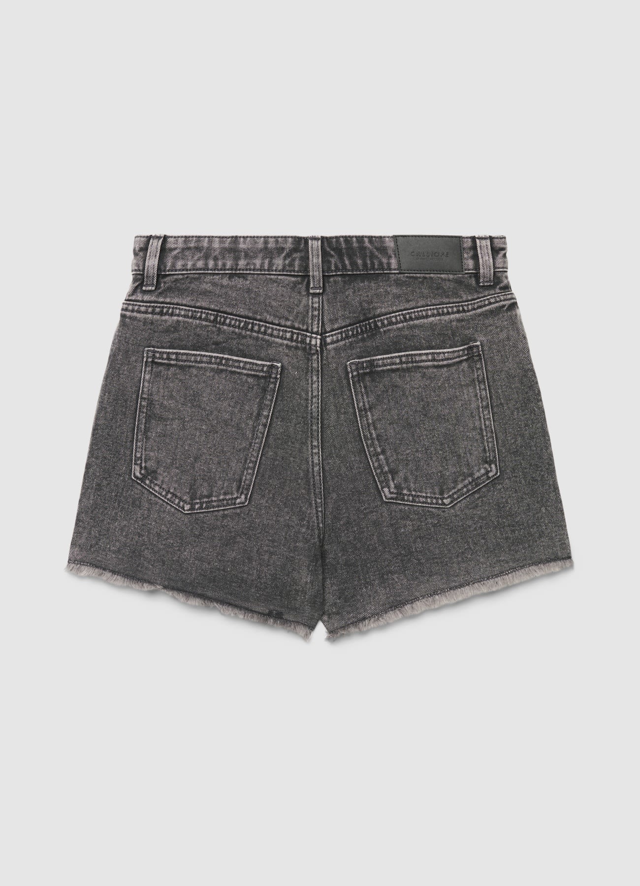 Shorts jeans mom con orlo sfrangiato - Image 6