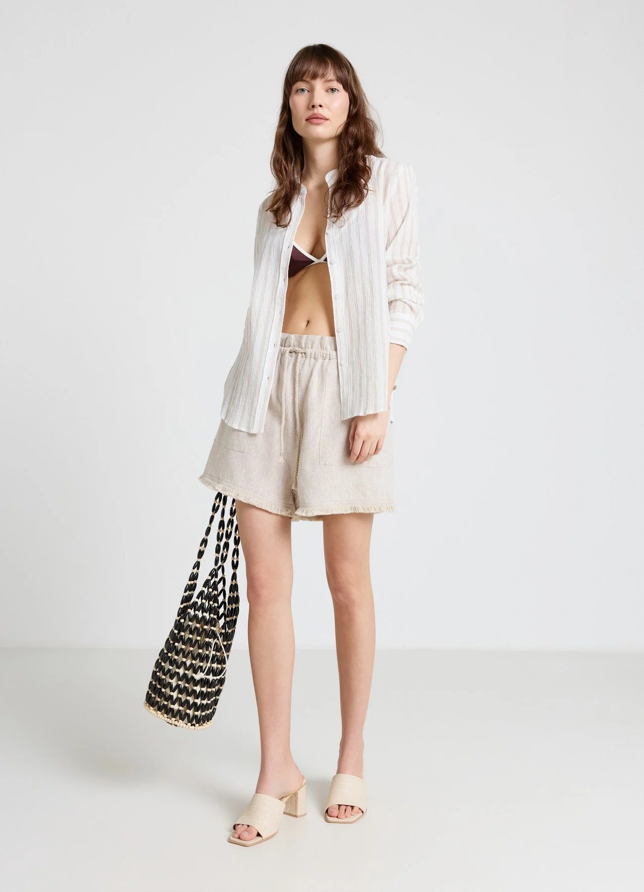 Shorts misto lino con frange in fondo - Image 3