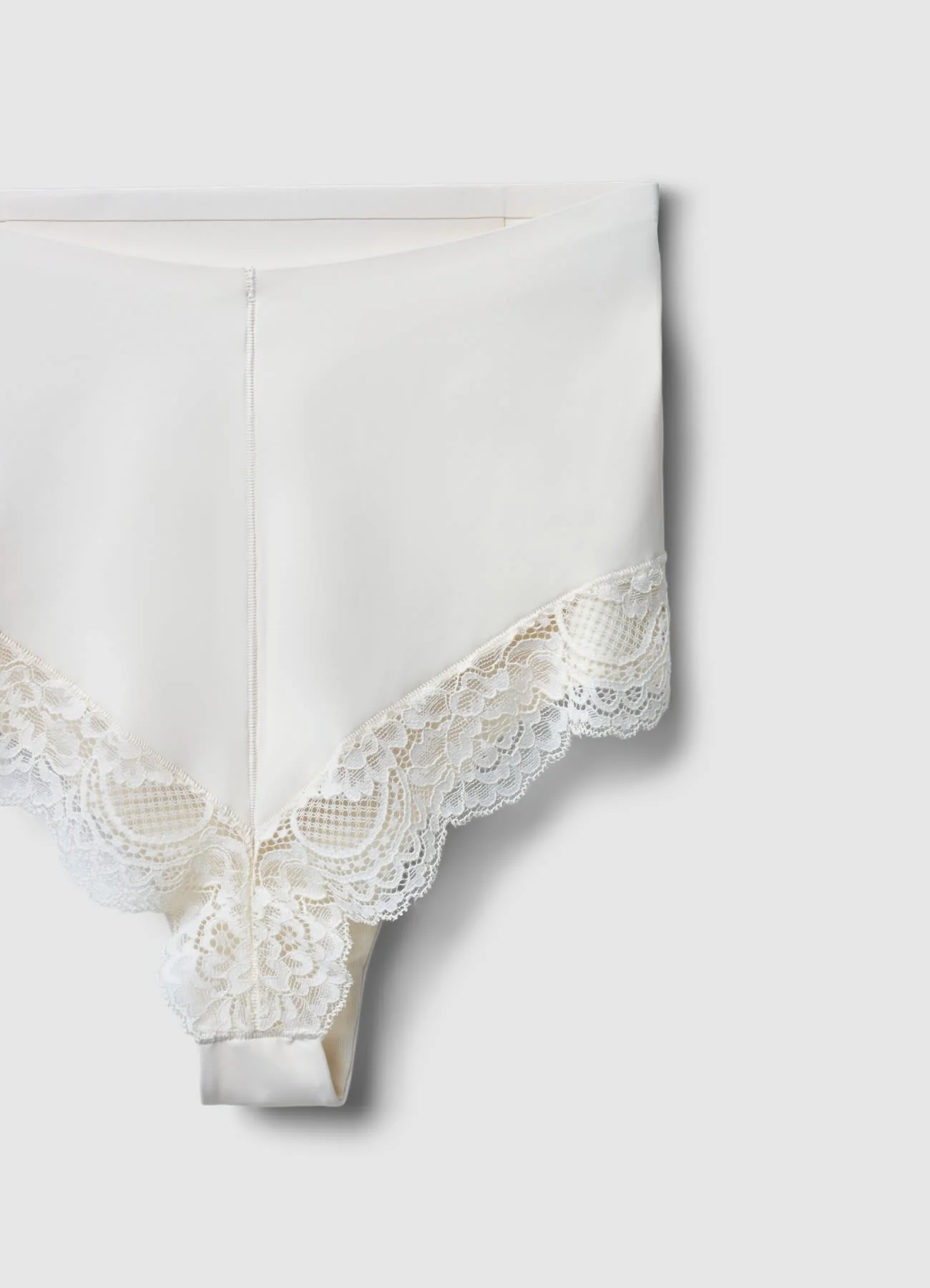Slip contenitivo con pizzo - Image 2