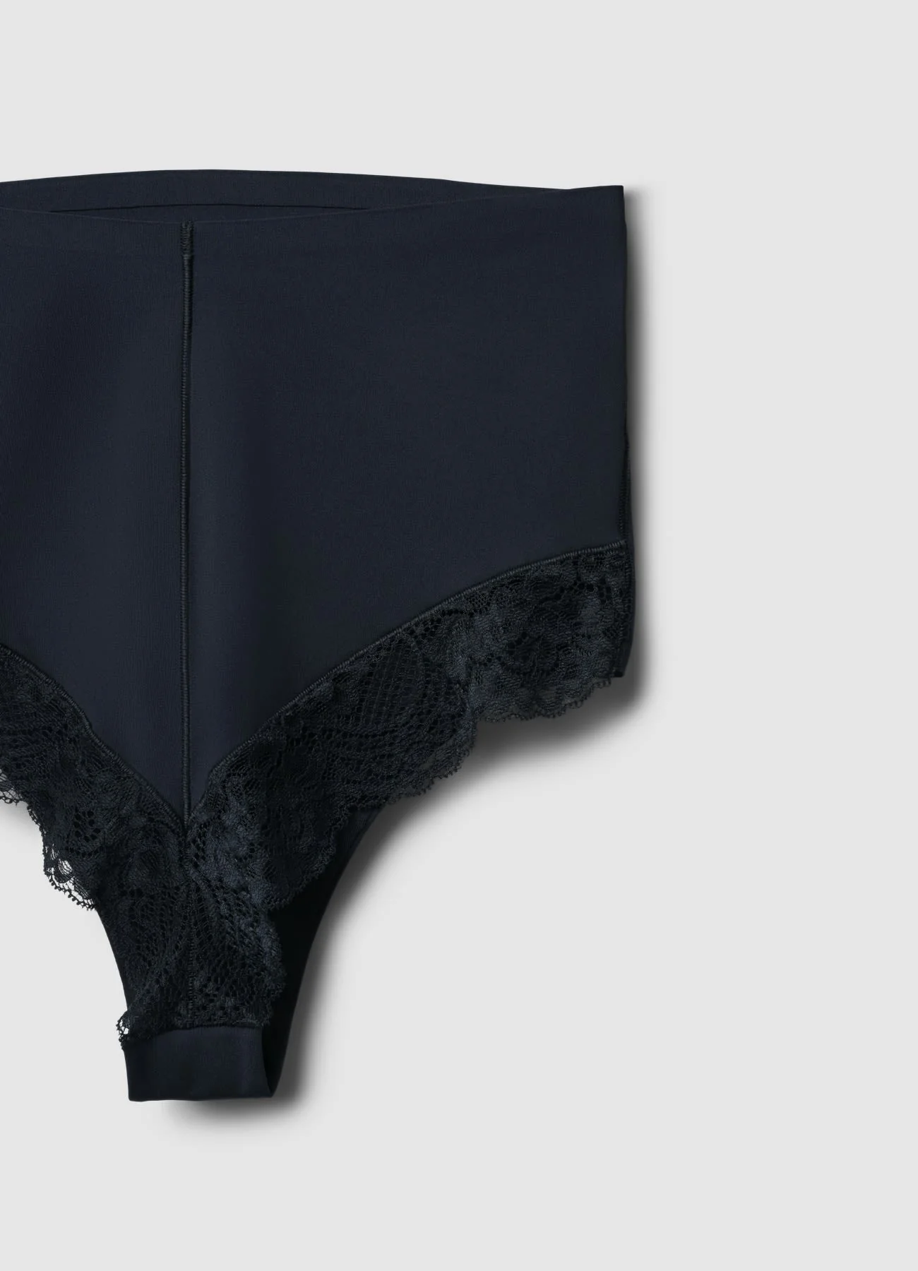 Slip contenitivo con pizzo - Image 3
