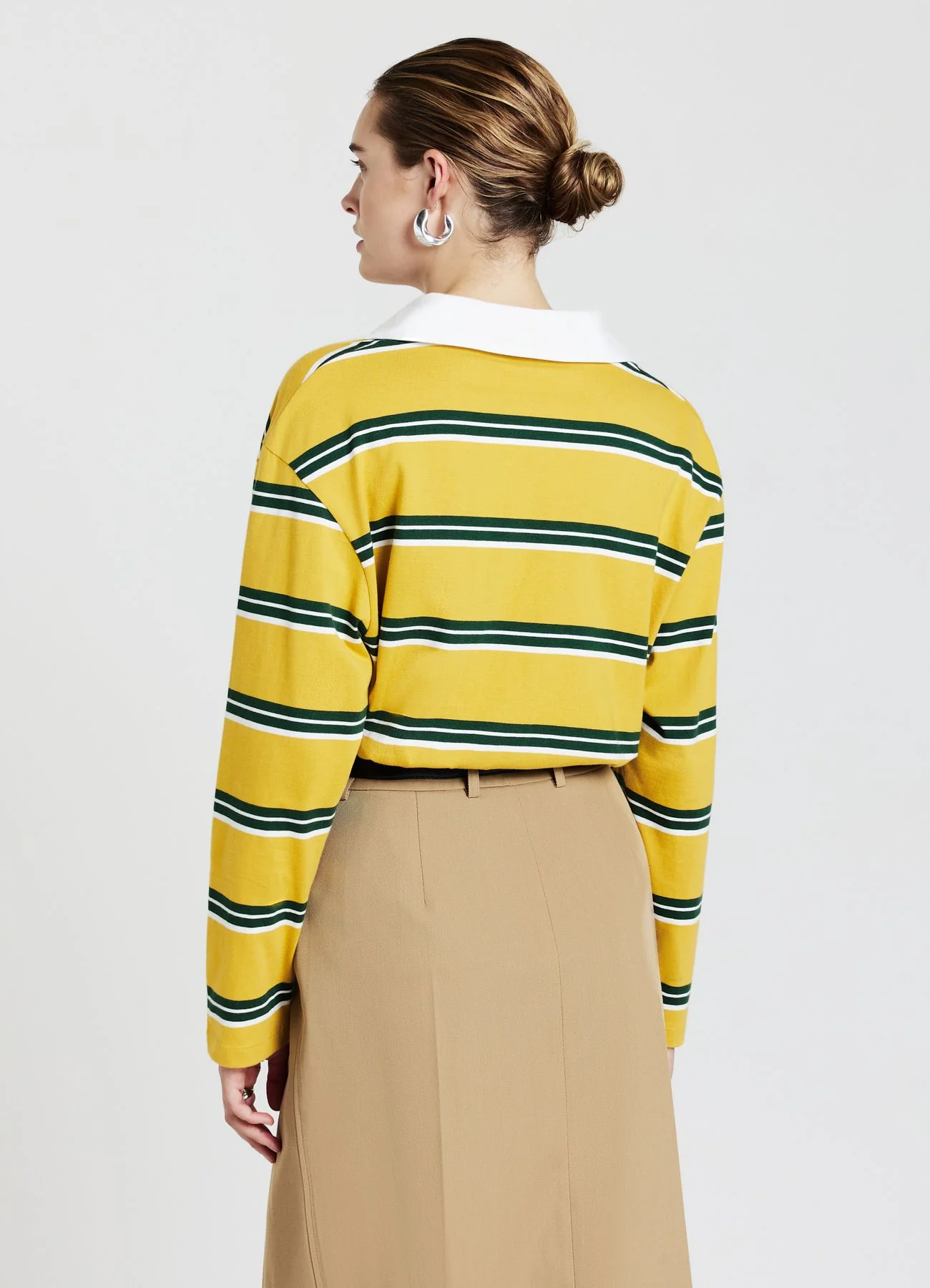 T-shirt a righe con collo polo
