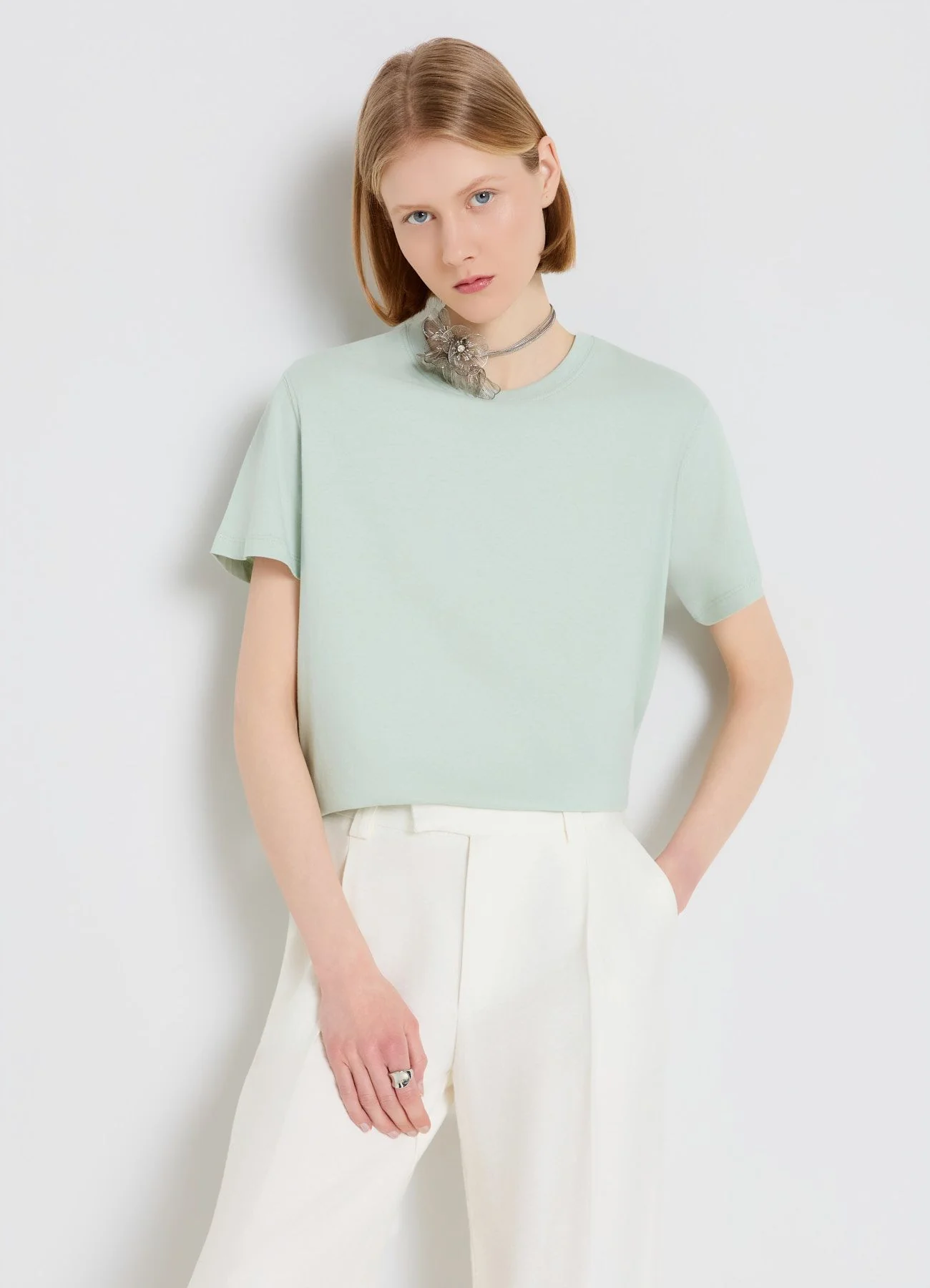 T-shirt a tinta unita con girocollo - Image 7