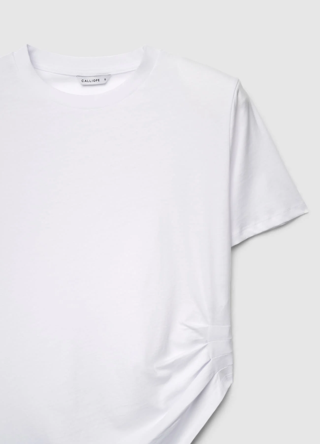 T-shirt con arriccio laterale e fondo asimmetrico - Image 7