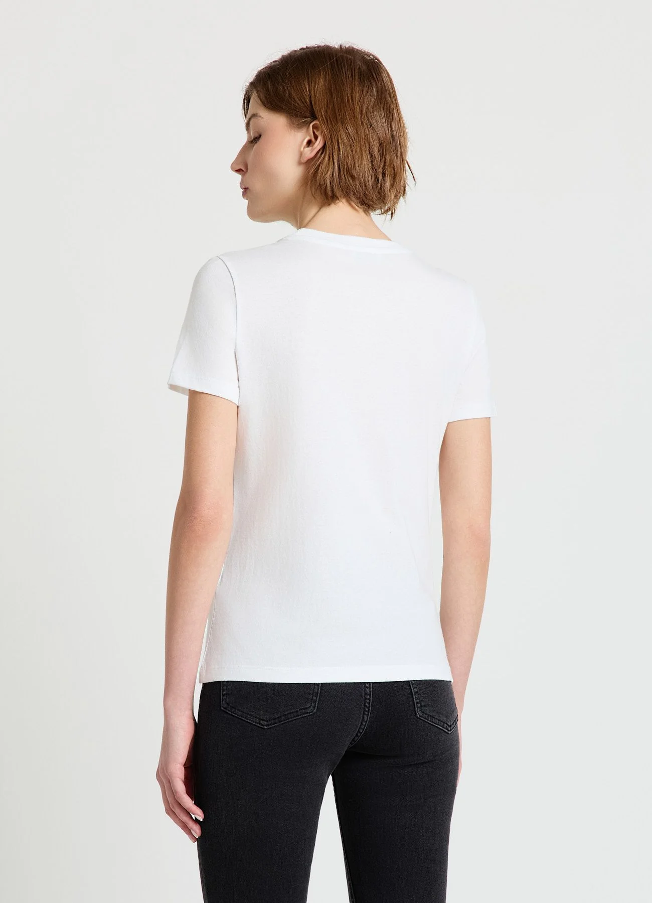 T-shirt con cuore di strass - Image 3