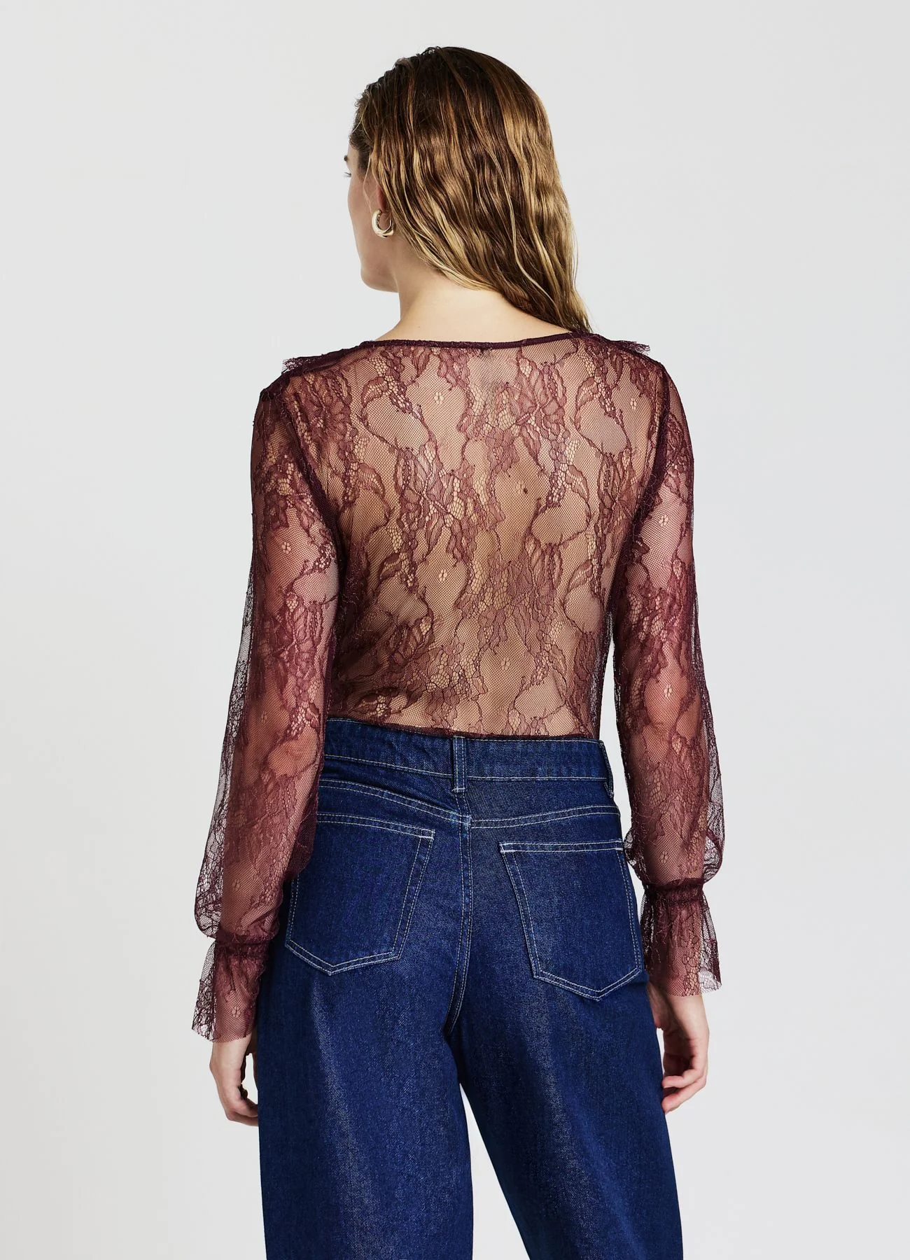 T-shirt con jabot in pizzo - Image 3