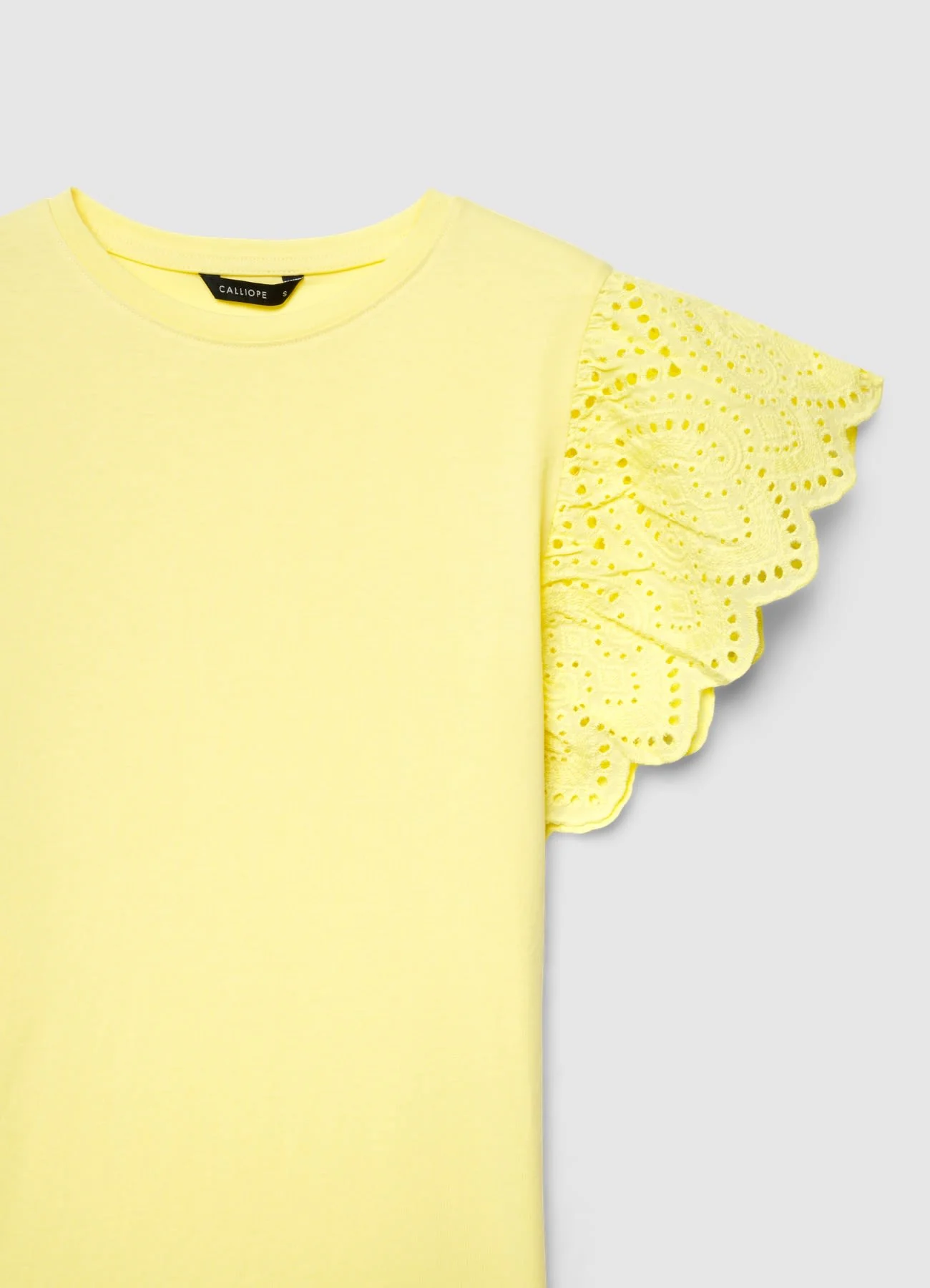T-shirt con maniche a volant sangallo - Image 3