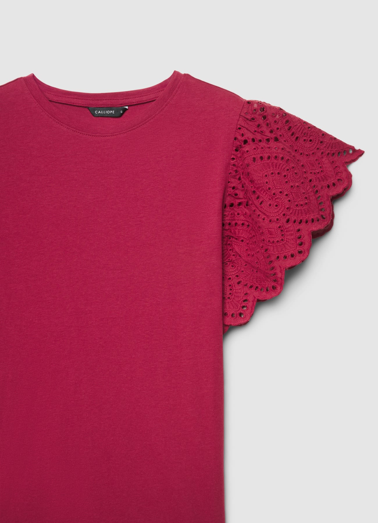T-shirt con maniche a volant sangallo - Image 2