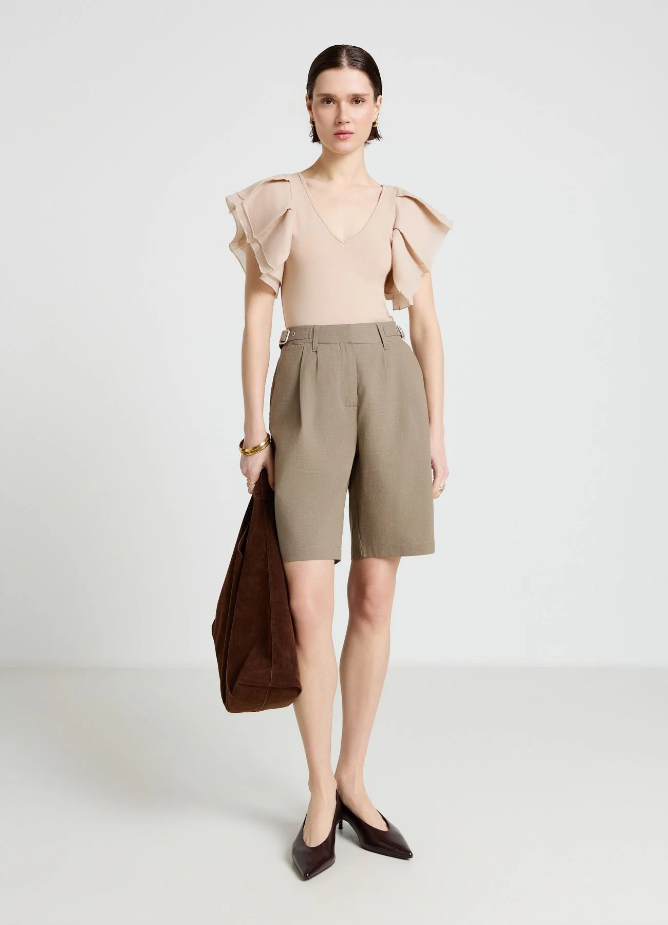 T-shirt con scollo a V e maniche a volant