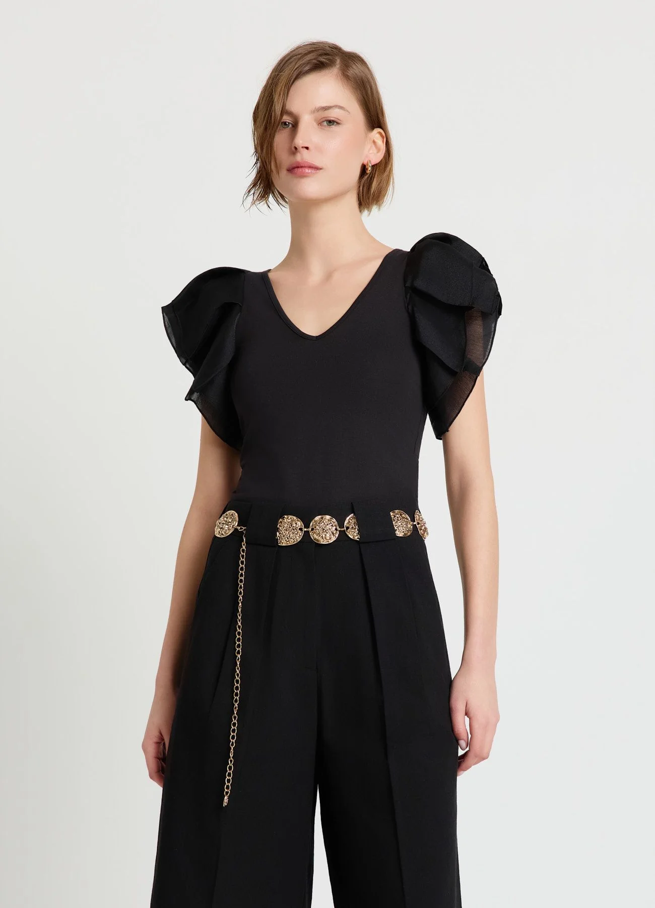 T-shirt con scollo a V e maniche a volant - Image 2