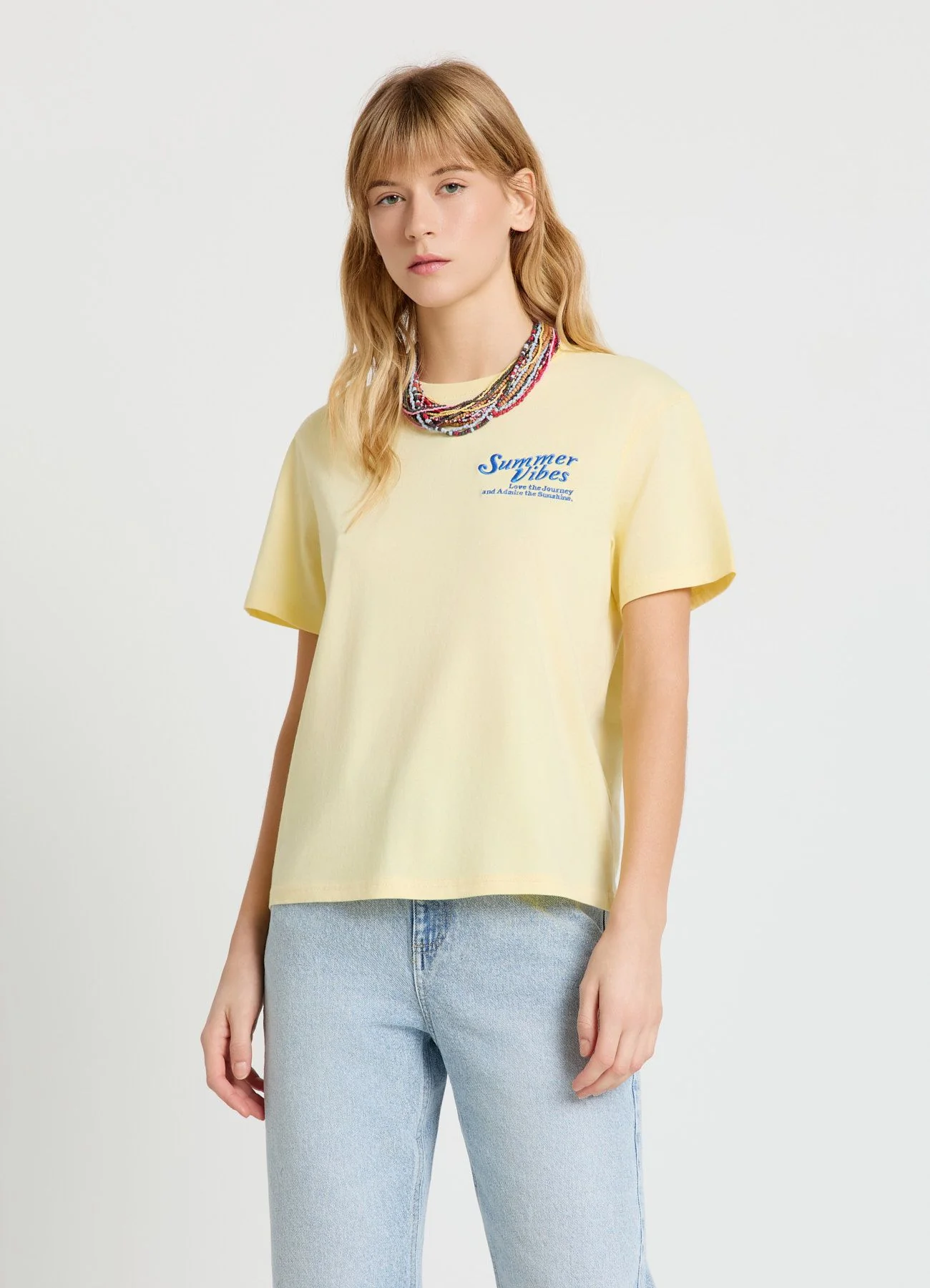 T-shirt con scritta e ricamo - Image 3