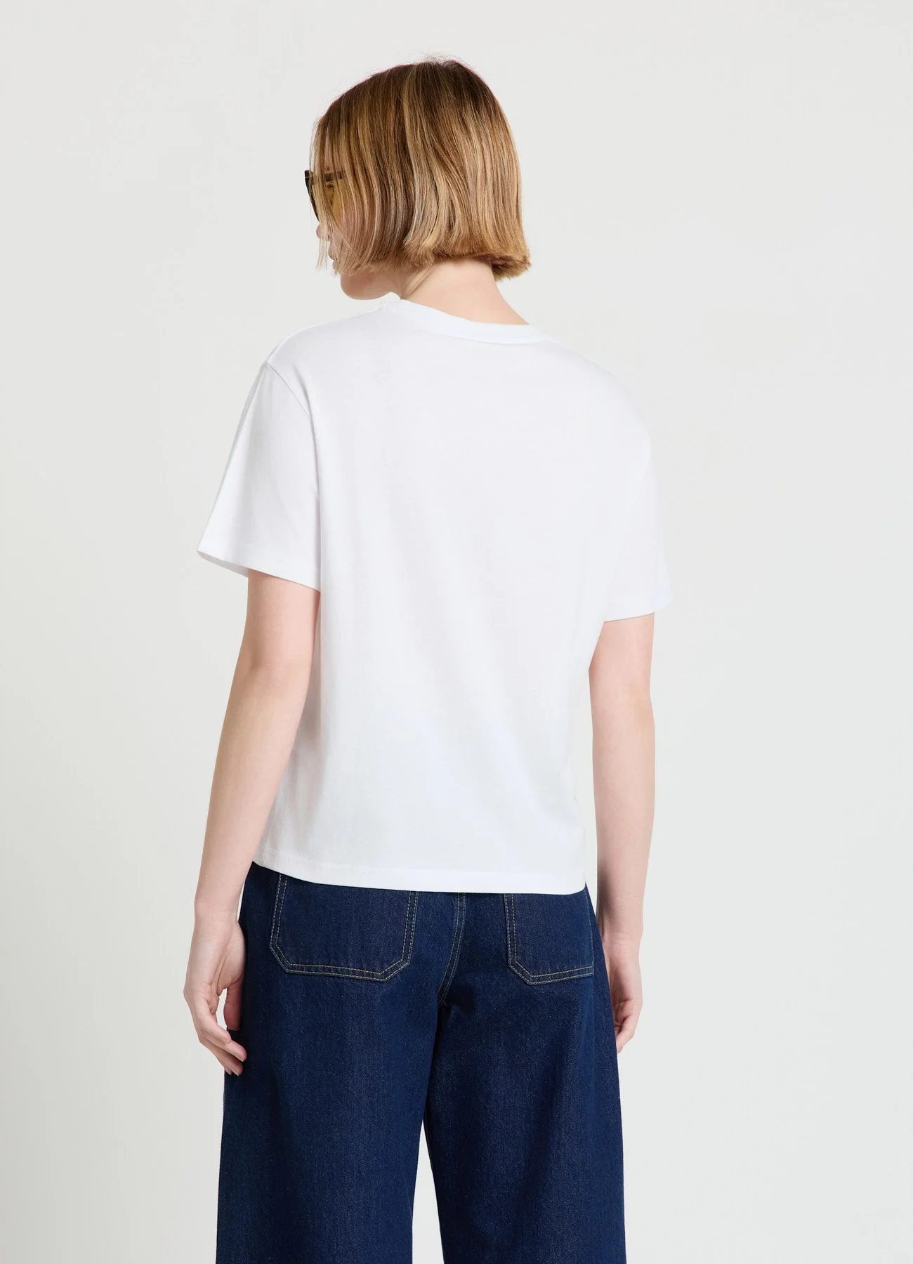 T-shirt con stampa vaso fiori - Image 3