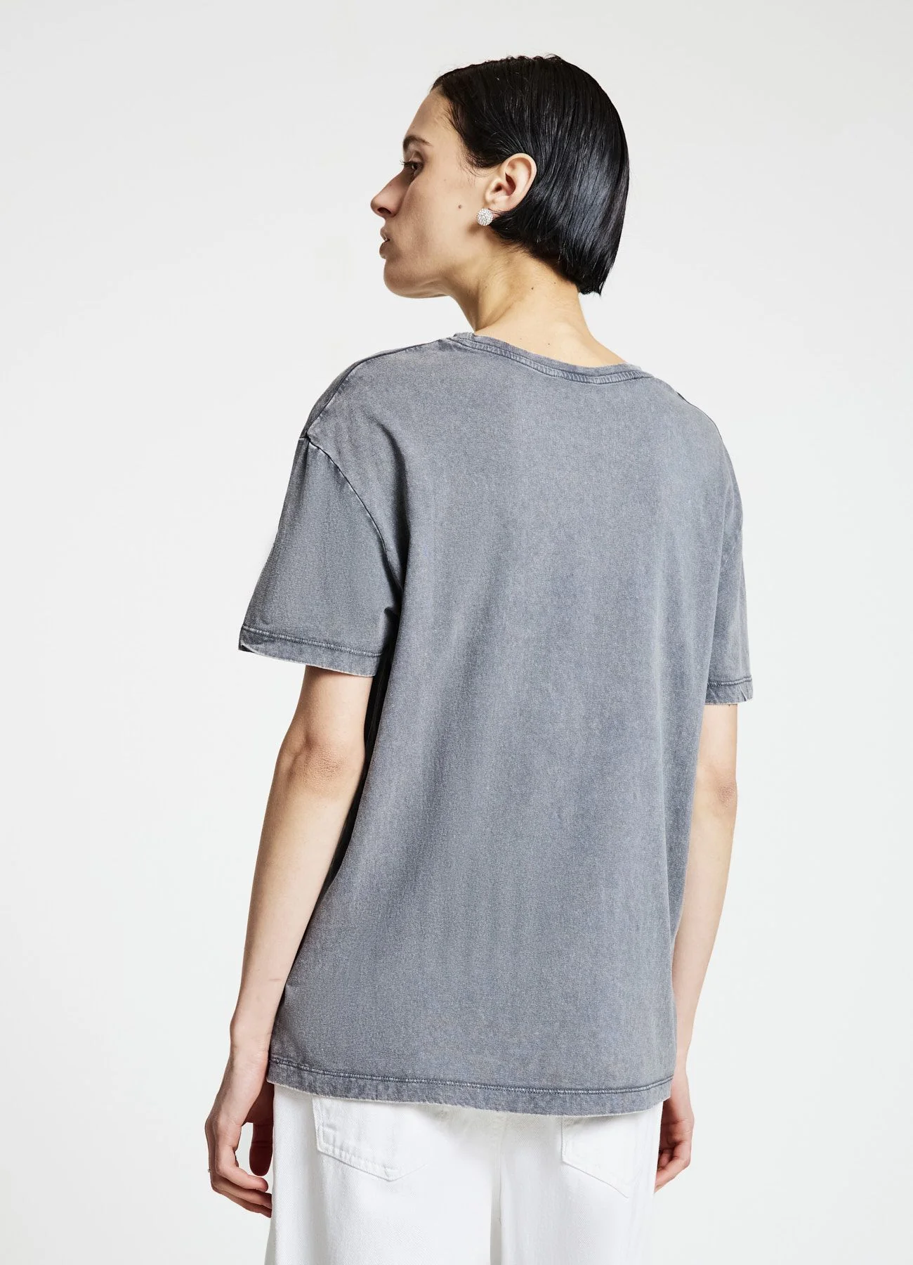 T-shirt effetto slavato con strass - Image 2