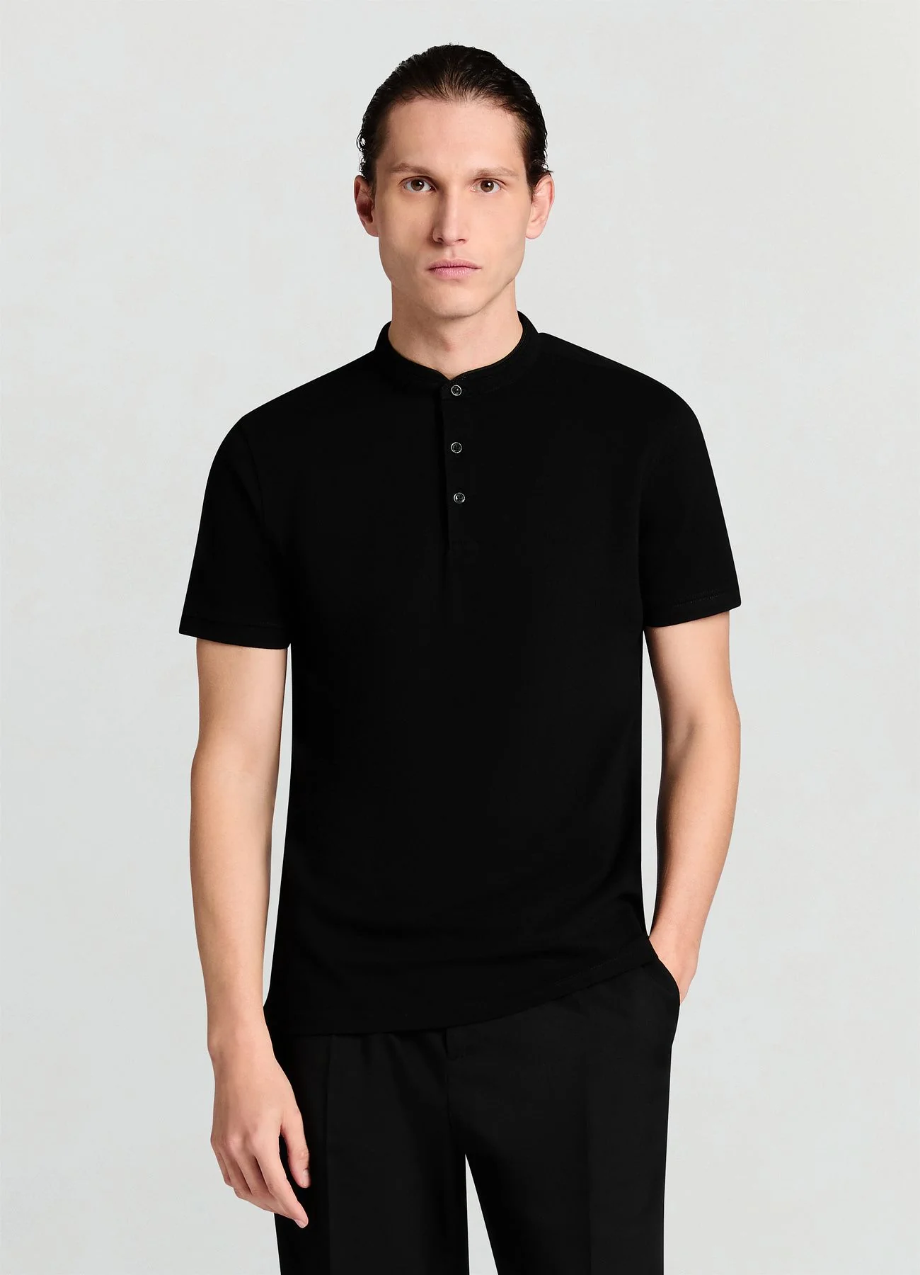 T-shirt polo alla coreana