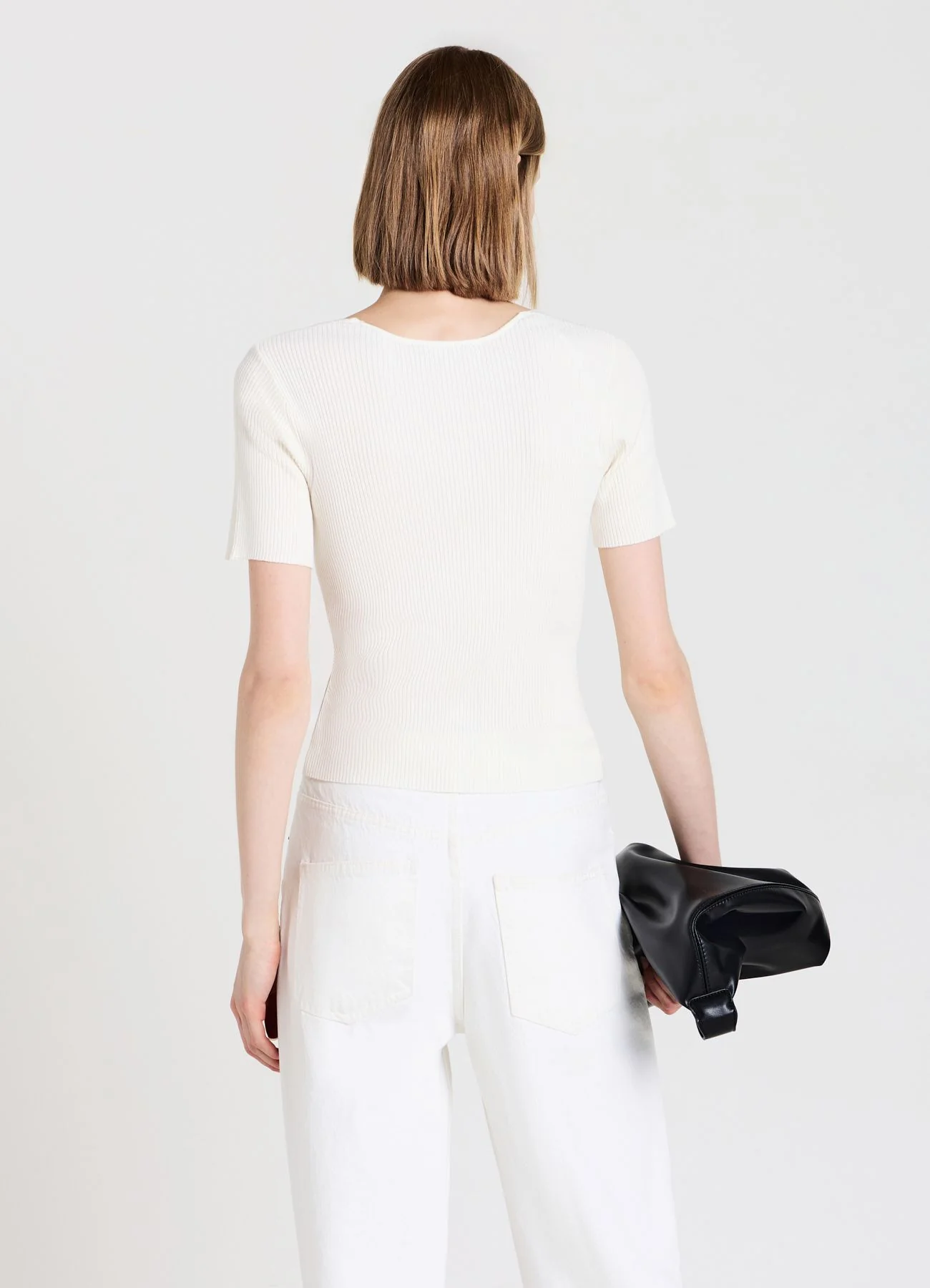 T-shirt scollo V a costine - Image 3