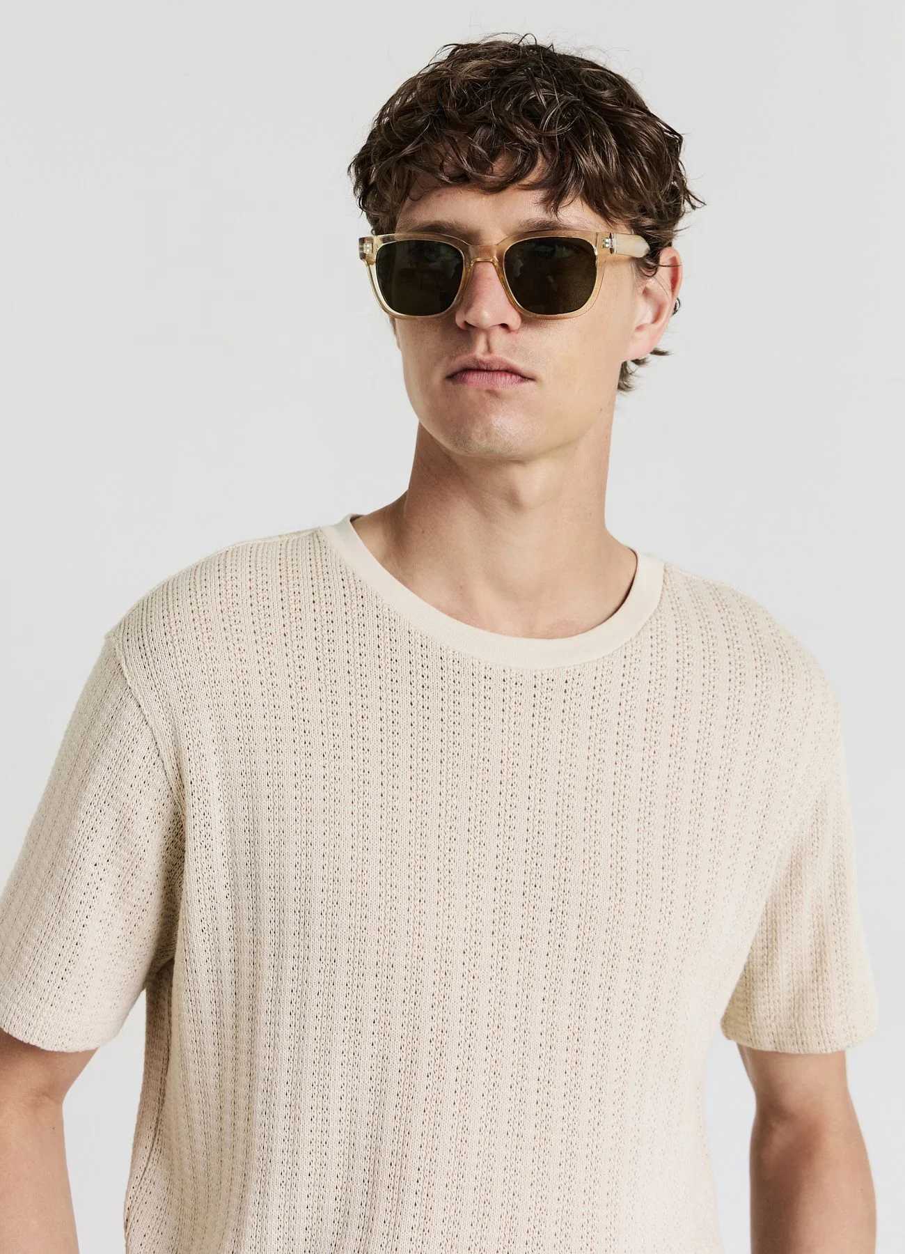 T-shirt tessuto traforato