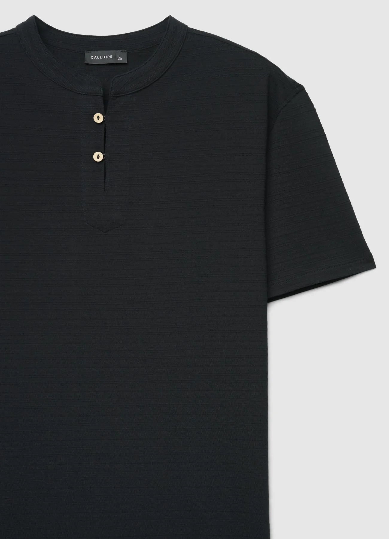 T-shirt tinta unita con collo serafino - Image 6