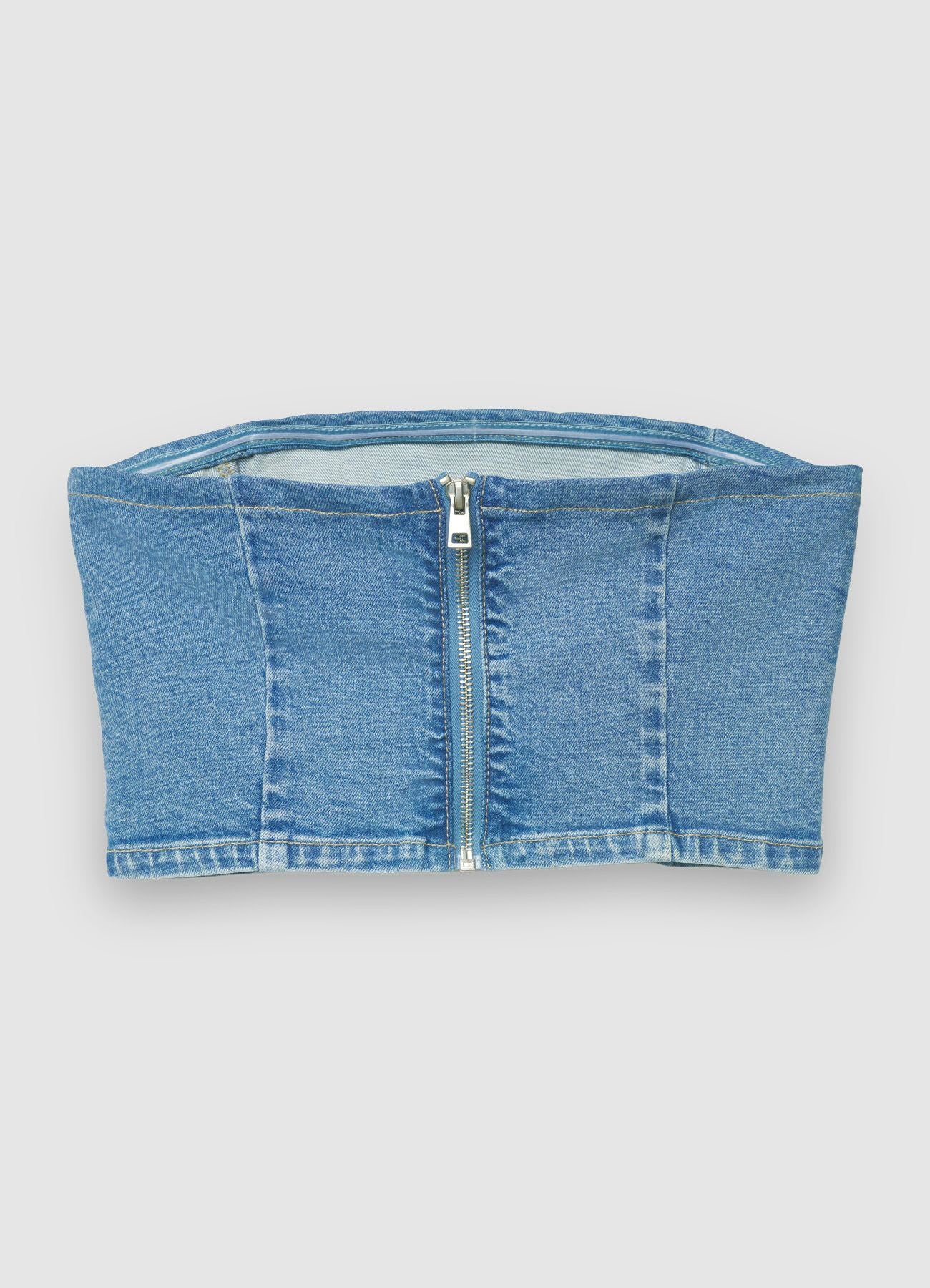 Top a fascia in denim con strass - Image 5