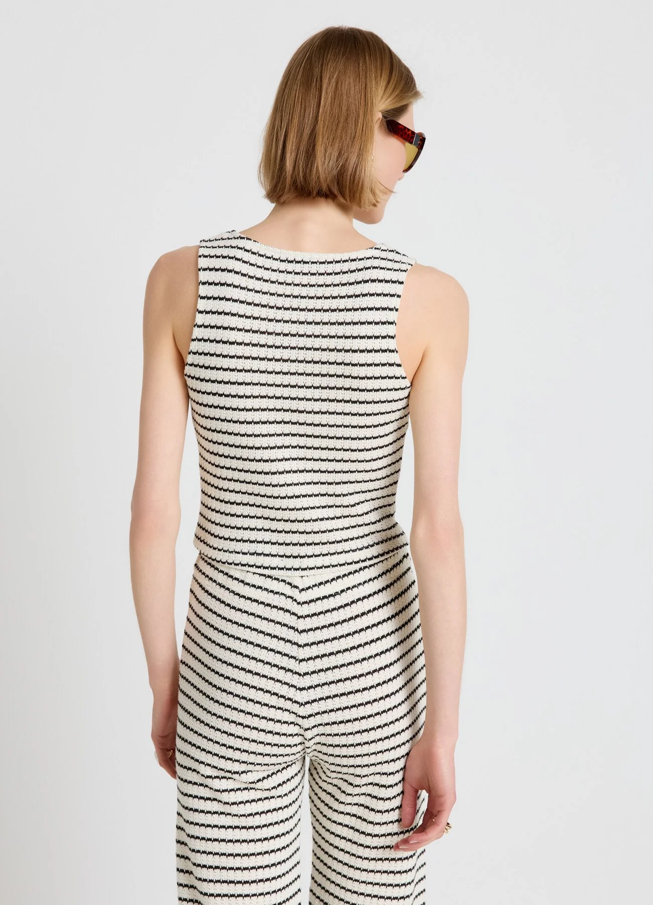Top in maglia a righe con bottoni - Image 2