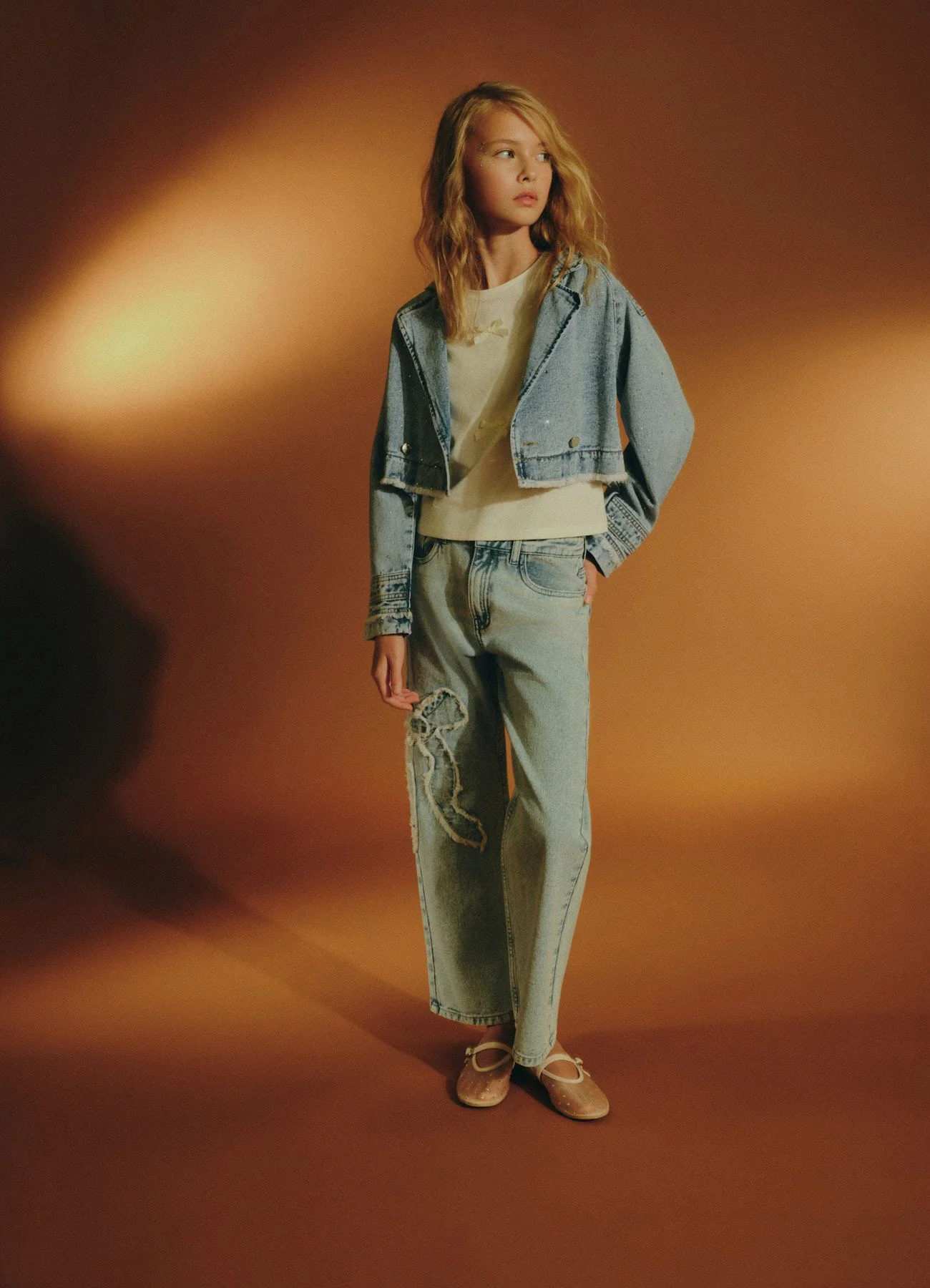 Trench corto in denim con strass - Image 5